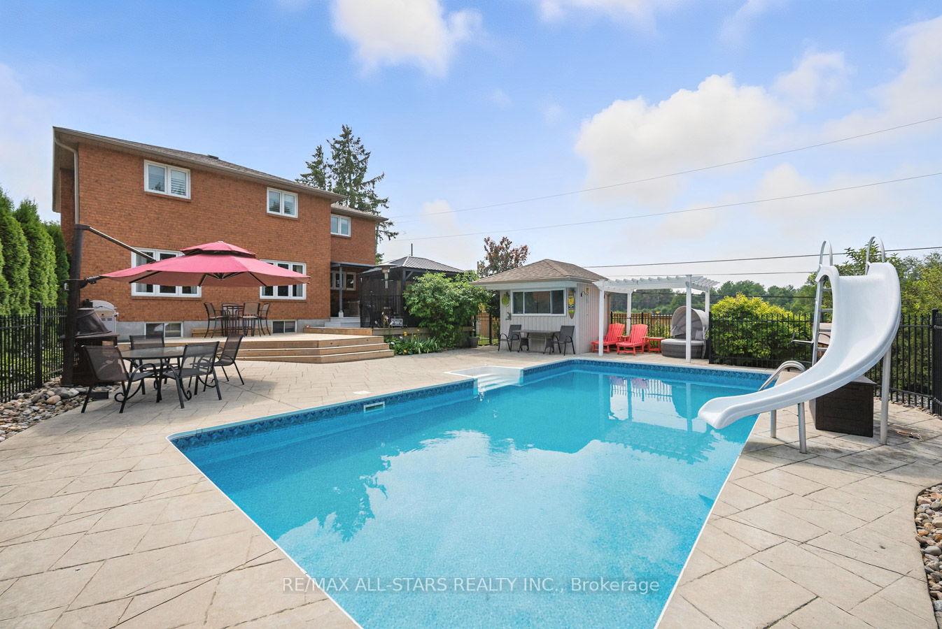 Photo 28 of 47 Carlan Drive, Scugog, Port Perry — HOMEH
