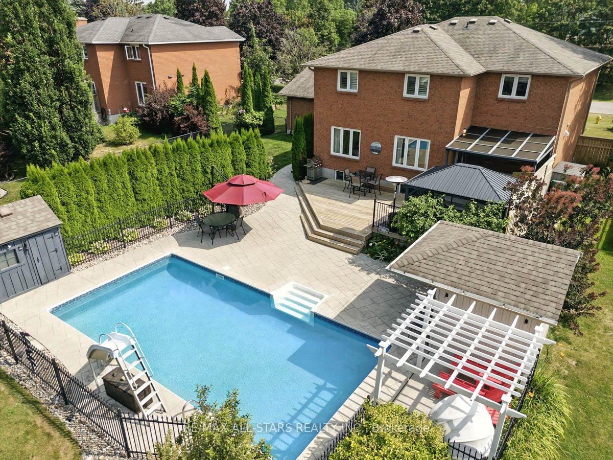 Photo 40 of 47 Carlan Drive, Scugog, Port Perry — HOMEH