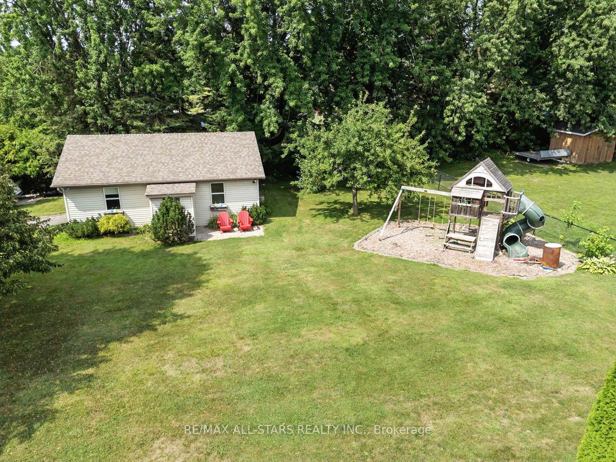 Photo 36 of 47 Carlan Drive, Scugog, Port Perry — HOMEH