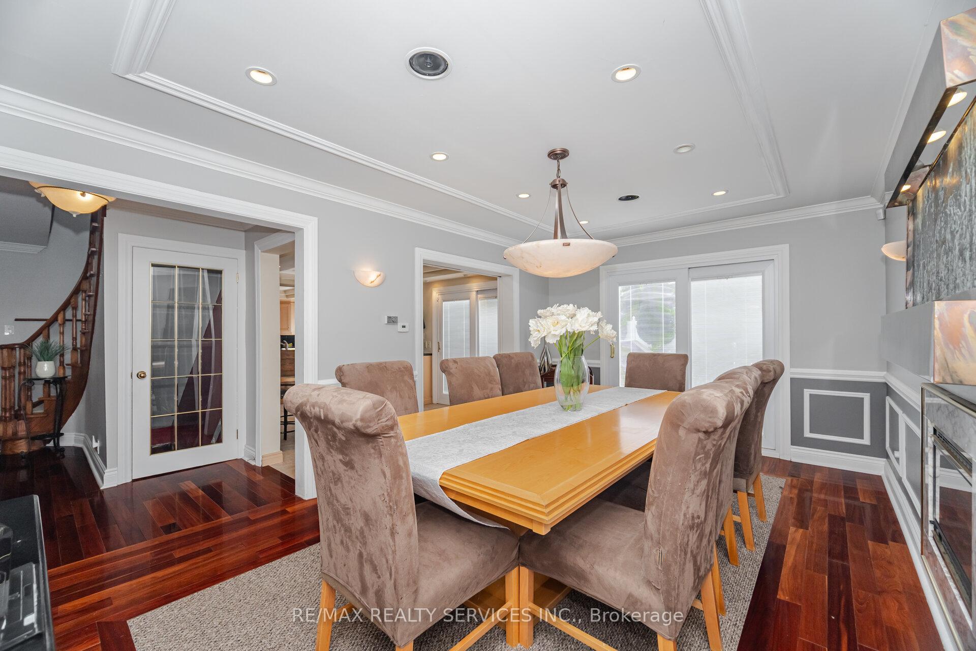 Photo 3 of 54 Maidstone Crescent, Brampton, Central Park — HOMEH