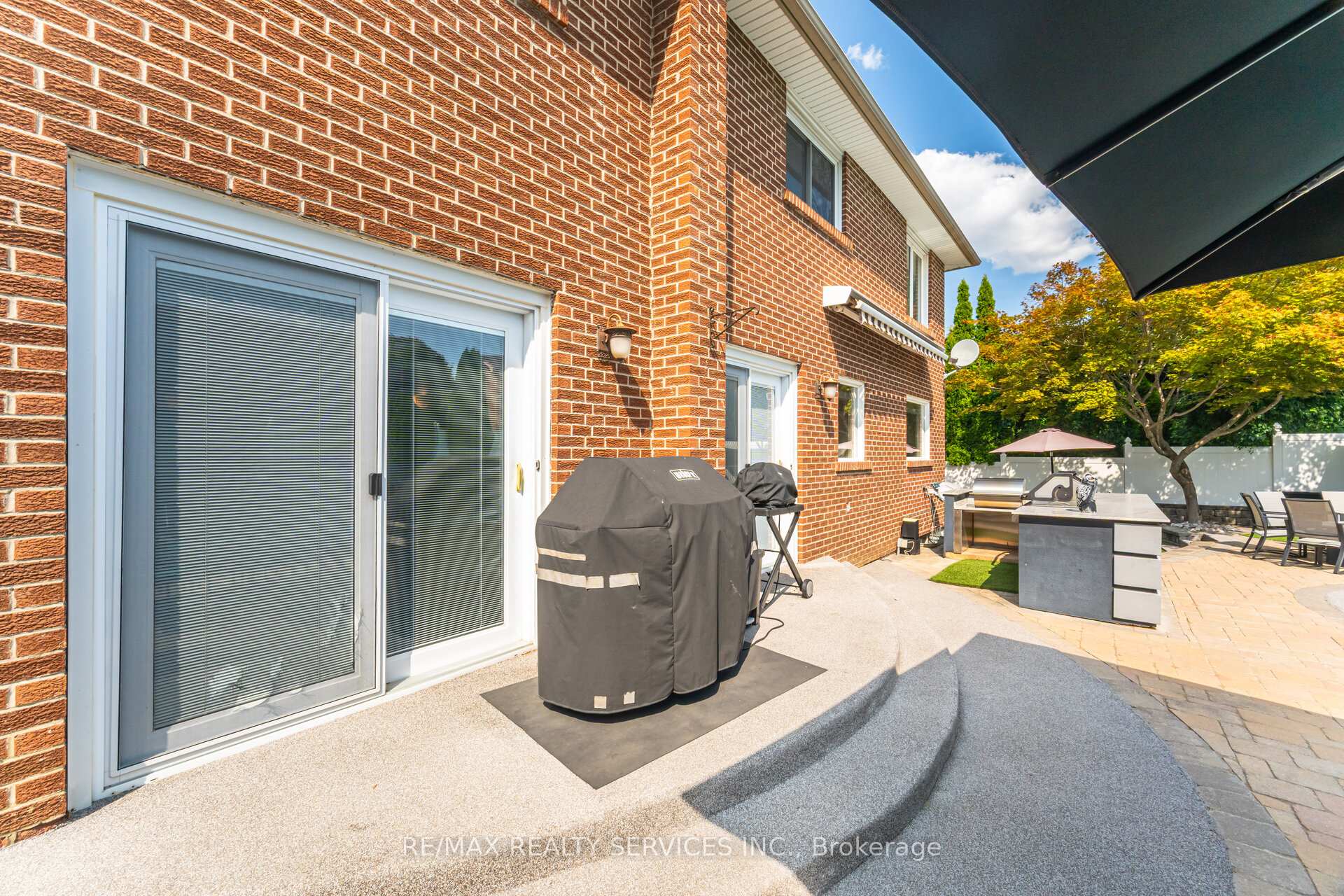 Photo 37 of 54 Maidstone Crescent, Brampton, Central Park — HOMEH