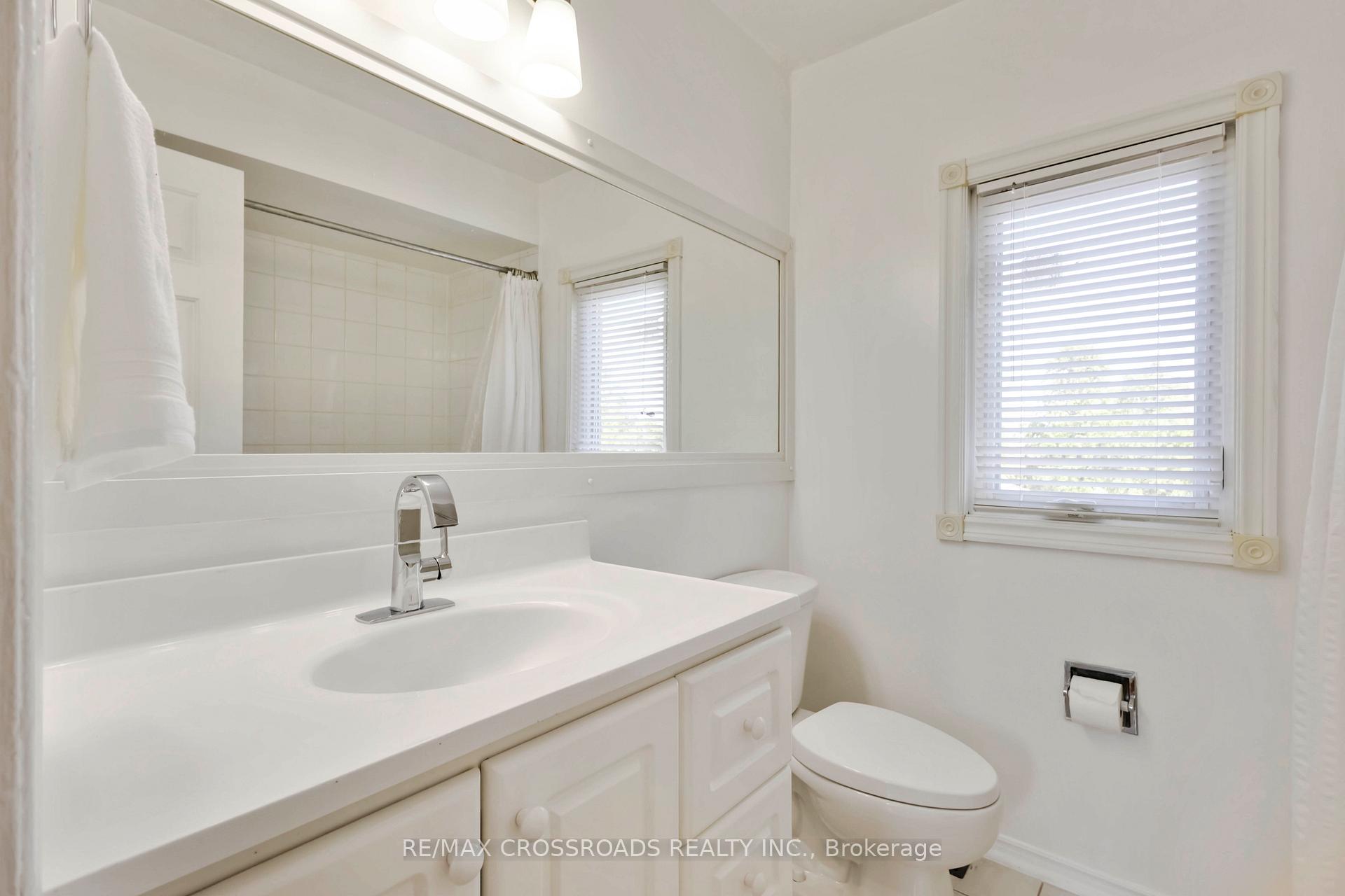 Photo 14 of 80 Wright Crescent, Ajax, Central — HOMEH