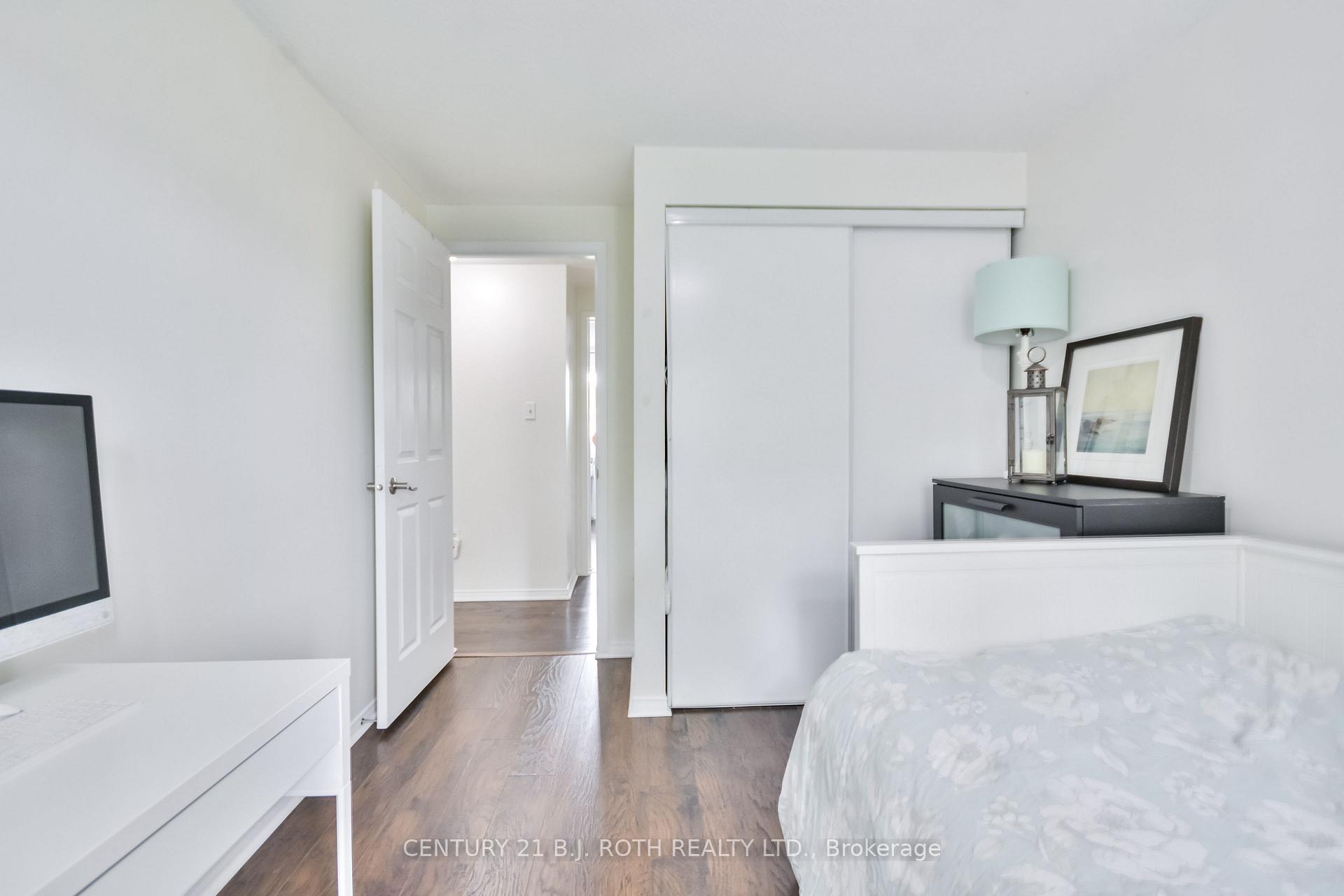 Photo 18 of 453 Ferndale Drive S, Barrie, Ardagh — HOMEH