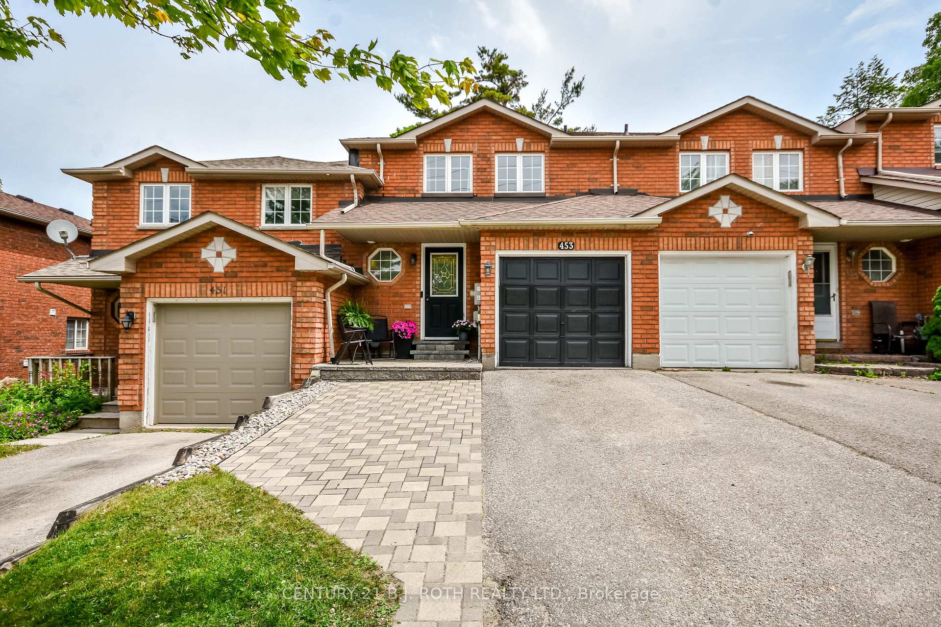 Photo 23 of 453 Ferndale Drive S, Barrie, Ardagh — HOMEH
