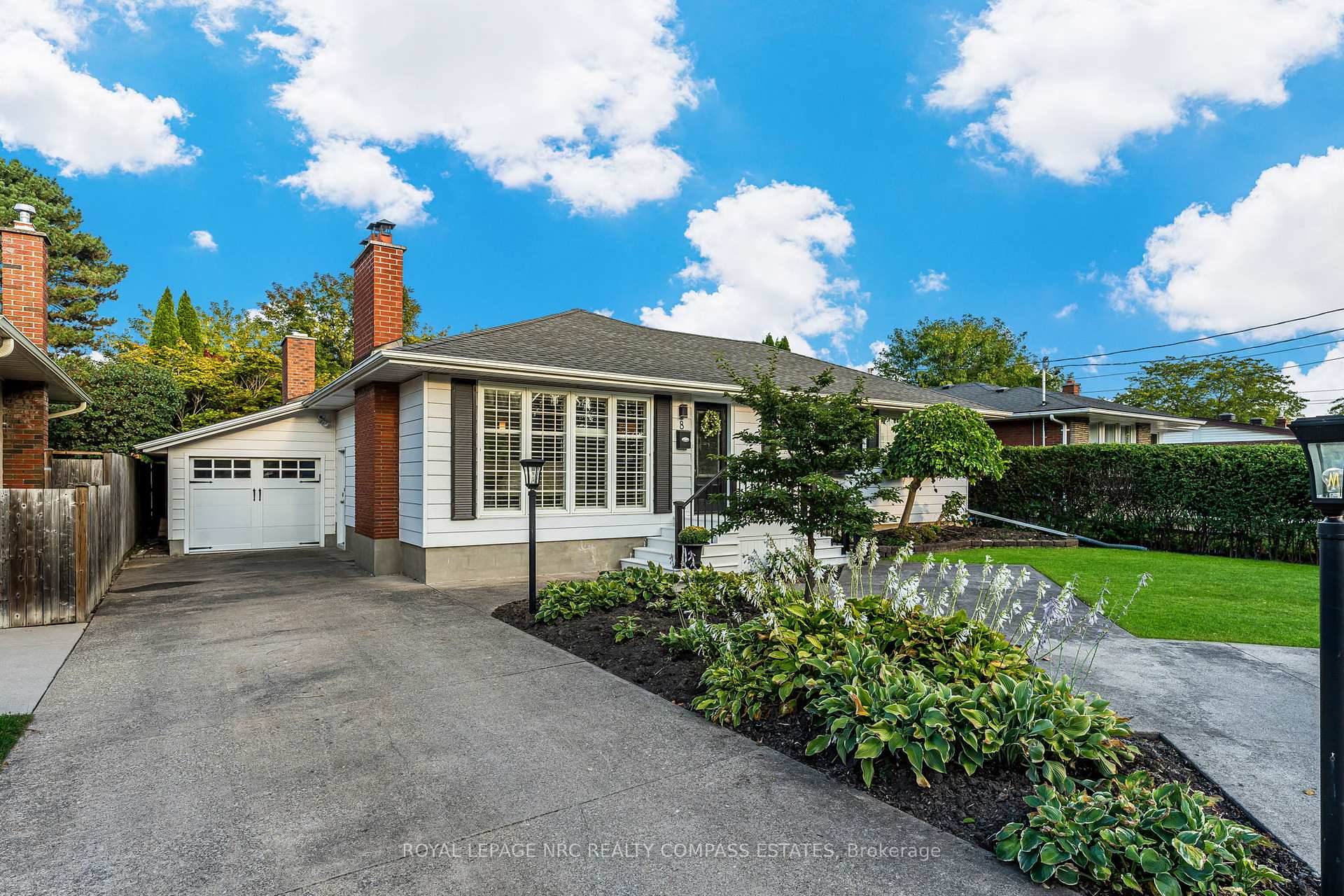 Photo 1 of 8 Edinburgh Drive, St. Catharines, Bunting/Linwell — HOMEH