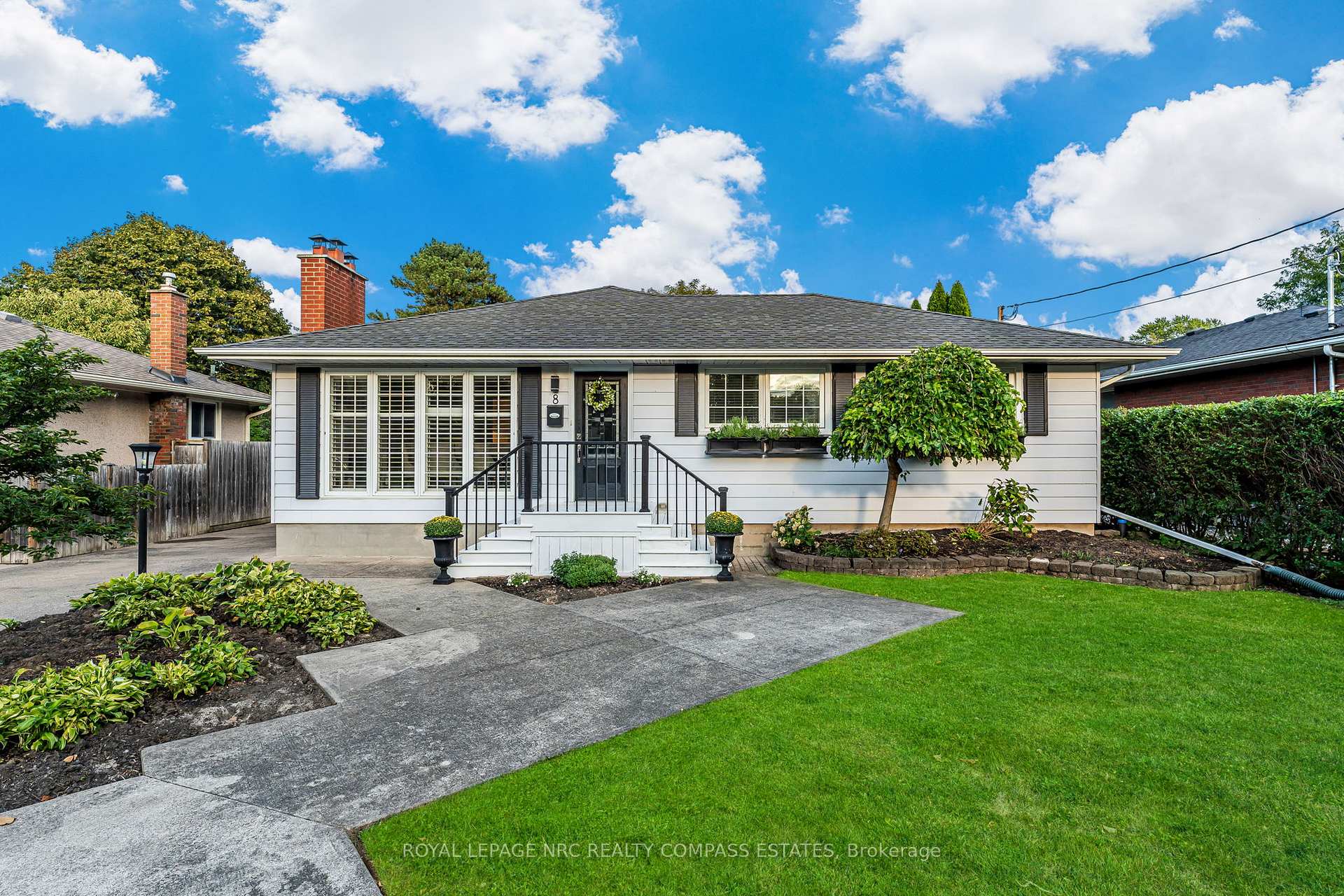 Photo 8 of 8 Edinburgh Drive, St. Catharines, Bunting/Linwell — HOMEH