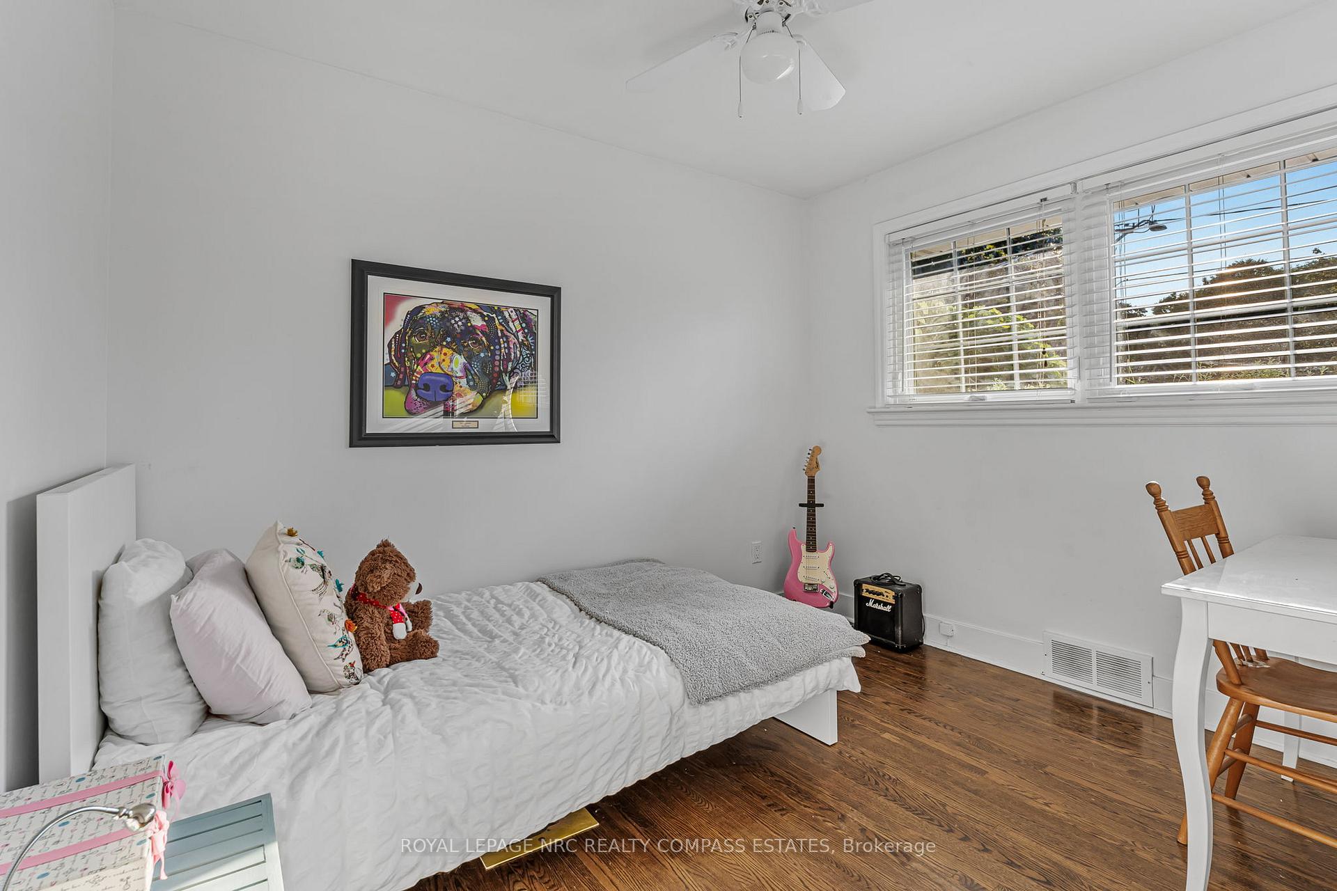 Photo 18 of 8 Edinburgh Drive, St. Catharines, Bunting/Linwell — HOMEH