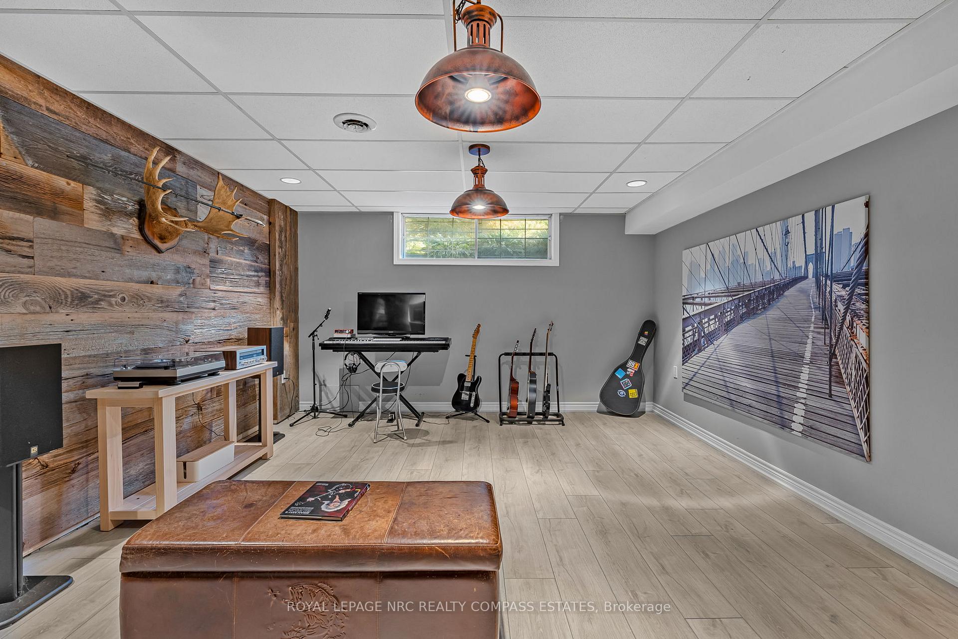 Photo 31 of 8 Edinburgh Drive, St. Catharines, Bunting/Linwell — HOMEH