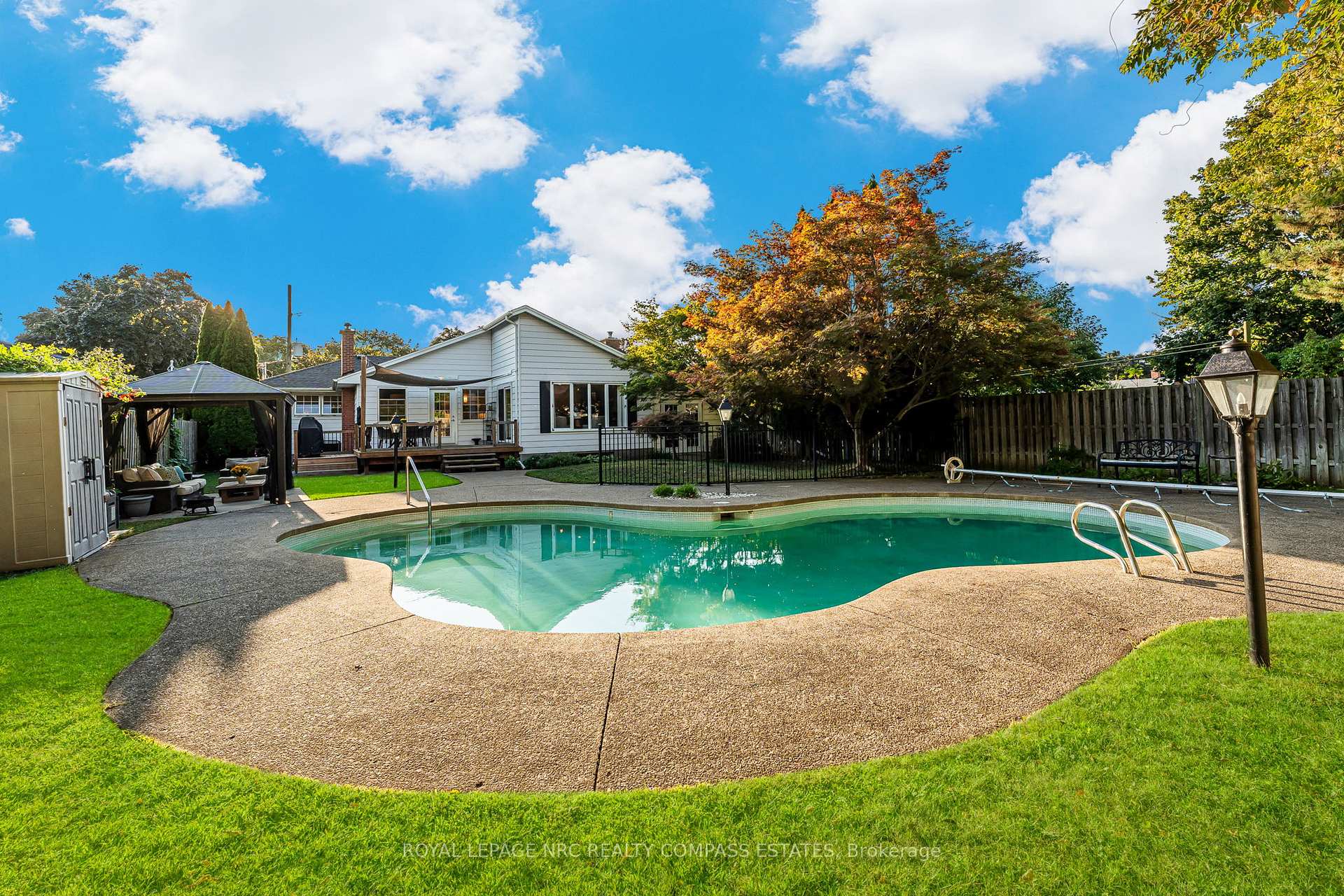 Photo 41 of 8 Edinburgh Drive, St. Catharines, Bunting/Linwell — HOMEH