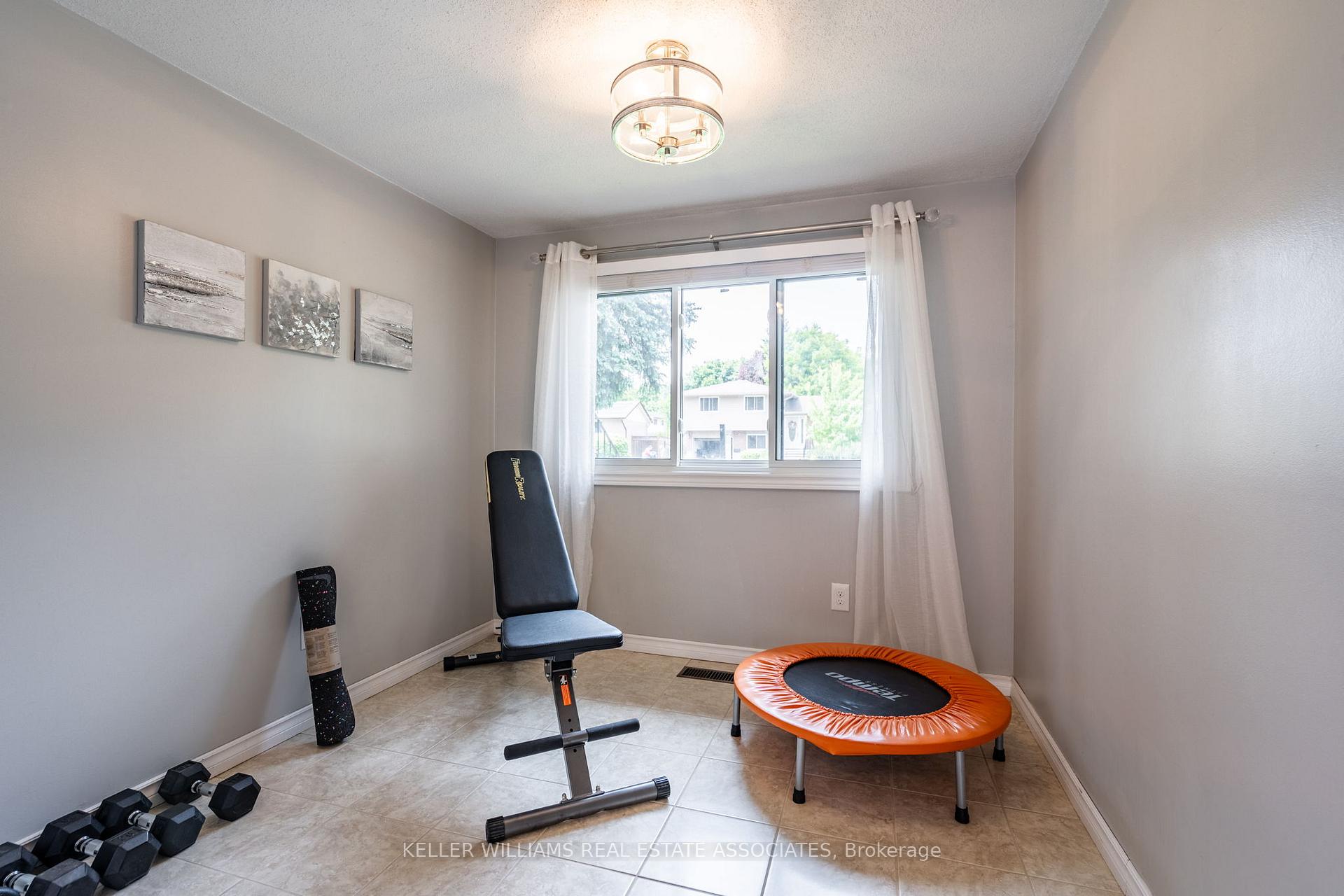Photo 23 of 7 Michael Place, Guelph, Willow West/Sugarbush/West Acres — HOMEH