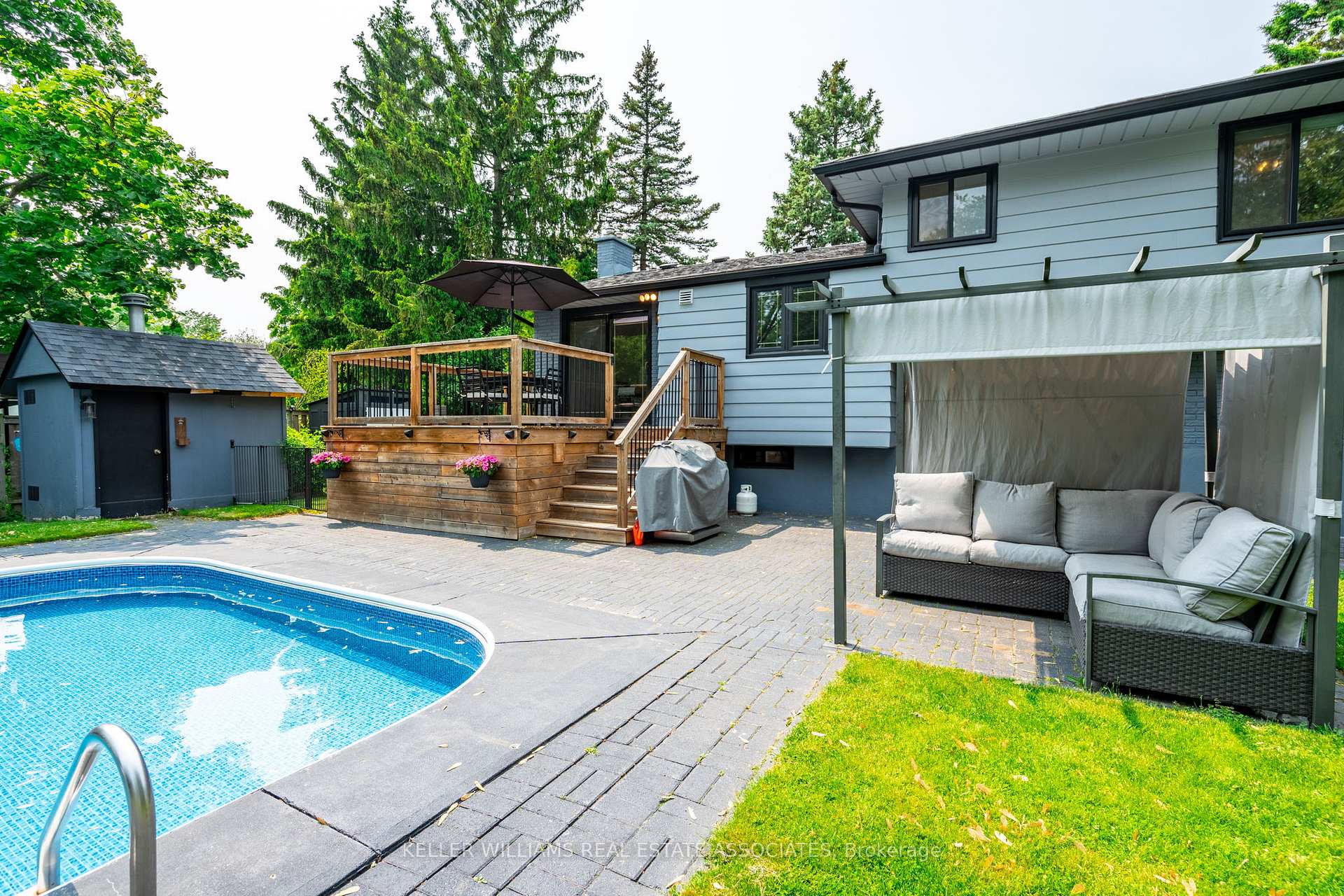 Photo 34 of 7 Michael Place, Guelph, Willow West/Sugarbush/West Acres — HOMEH