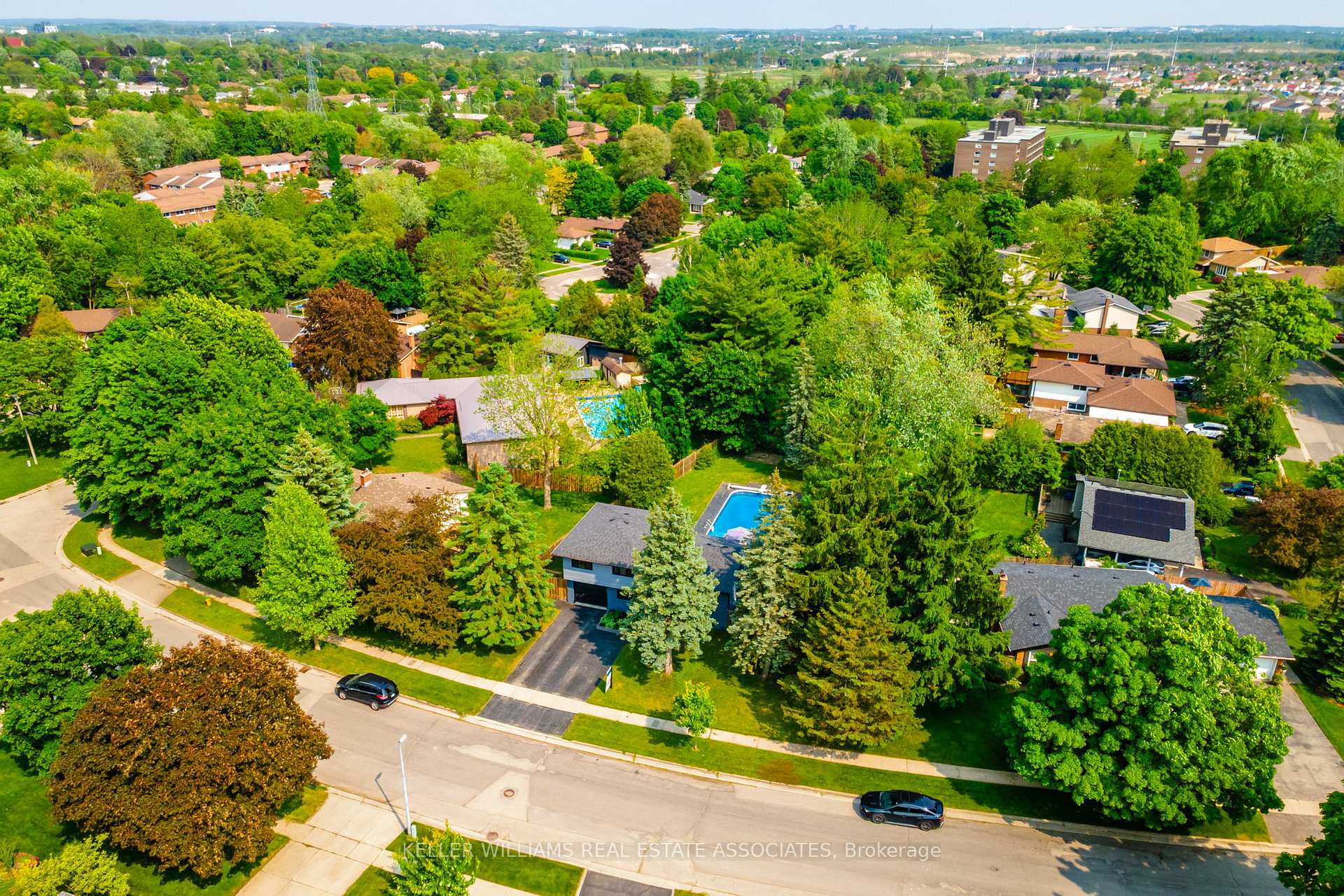 Photo 45 of 7 Michael Place, Guelph, Willow West/Sugarbush/West Acres — HOMEH
