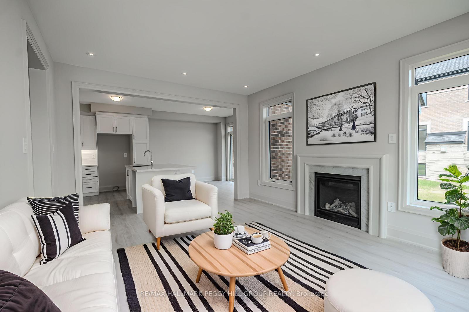 Photo 12 of 192 Durham Avenue, Barrie, Rural Barrie Southeast — HOMEH