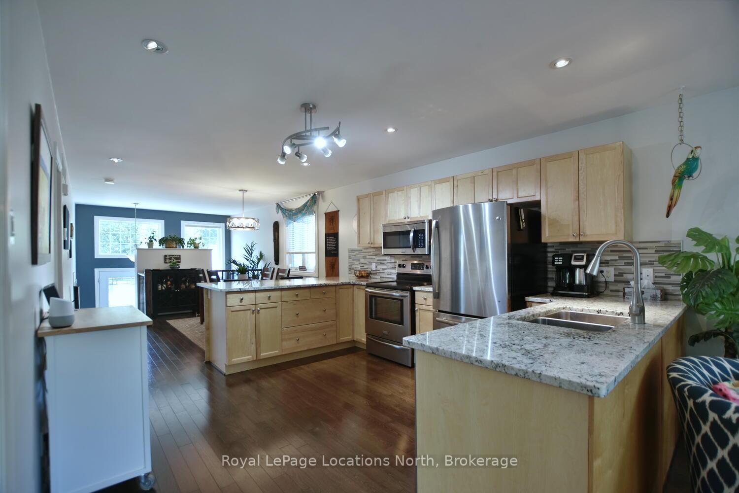 Photo 25 of 111 Seventh Street, Collingwood — HOMEH