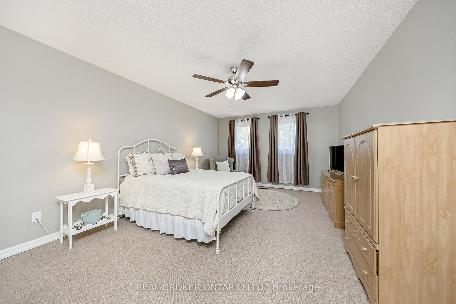 Photo 18 of 529 Moorelands Crescent, Milton, Timberlea — HOMEH