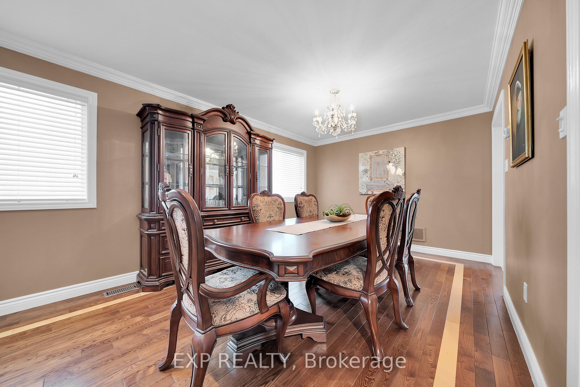 Photo 8 of 28 Ranchero Drive, Brampton, Fletcher's Meadow — HOMEH