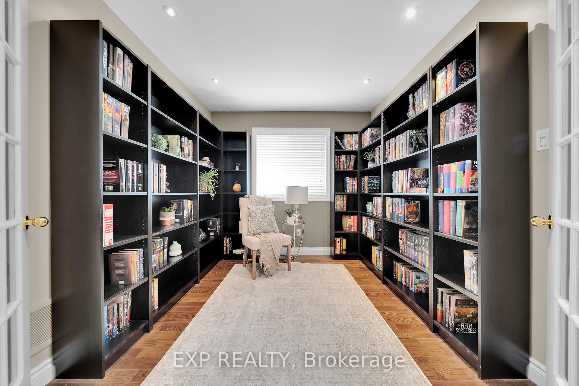 Photo 9 of 28 Ranchero Drive, Brampton, Fletcher's Meadow — HOMEH
