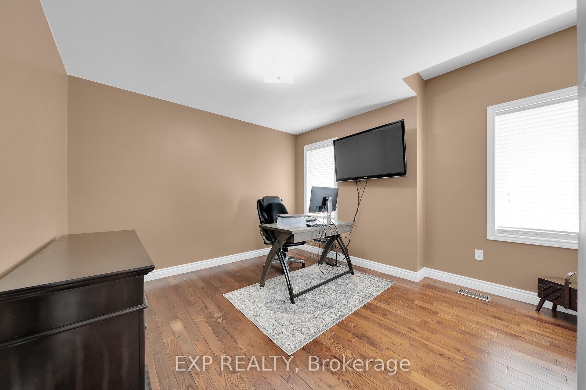 Photo 18 of 28 Ranchero Drive, Brampton, Fletcher's Meadow — HOMEH