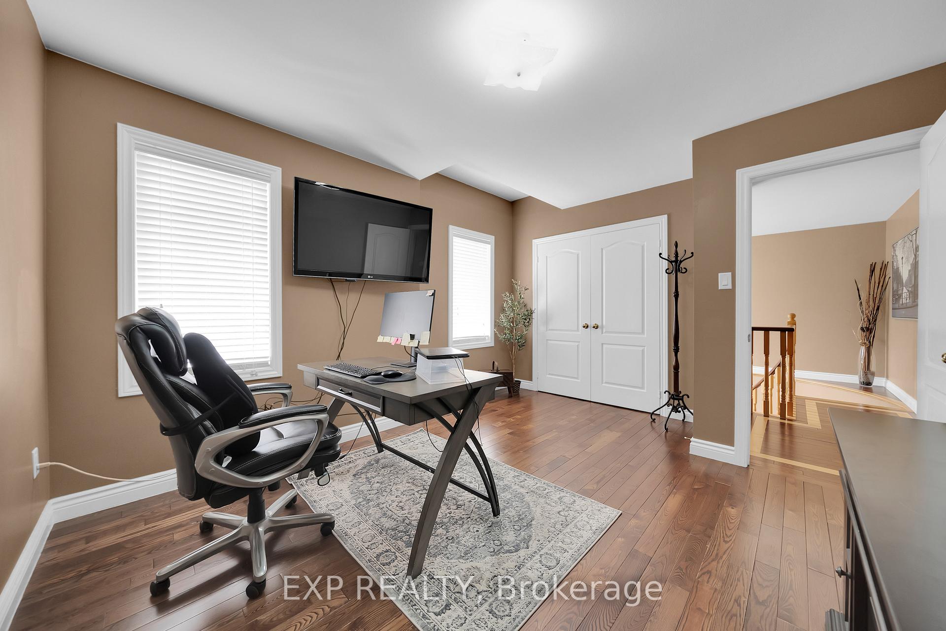 Photo 24 of 28 Ranchero Drive, Brampton, Fletcher's Meadow — HOMEH
