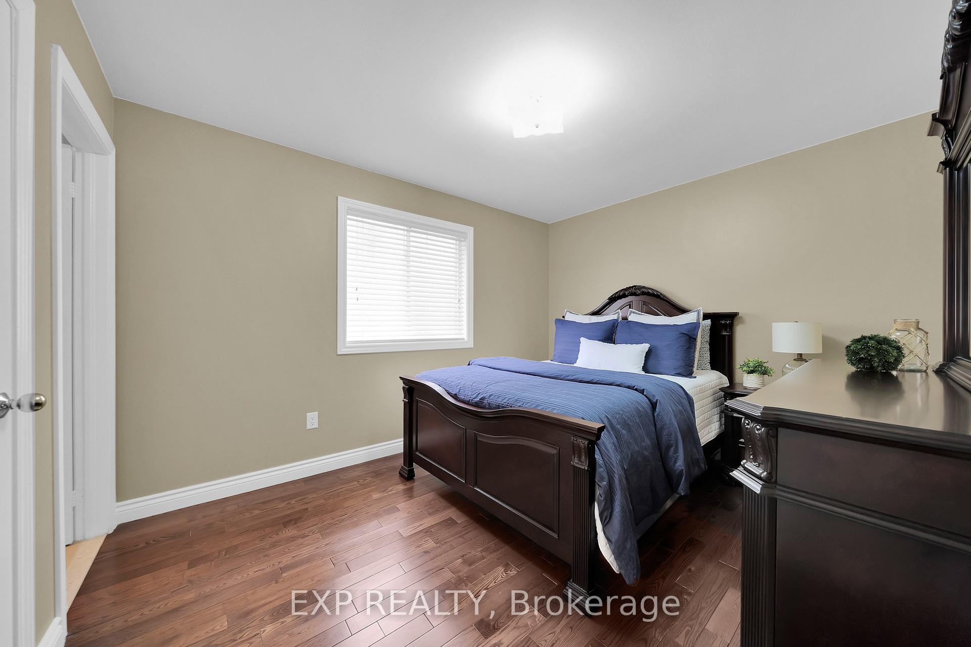 Photo 25 of 28 Ranchero Drive, Brampton, Fletcher's Meadow — HOMEH