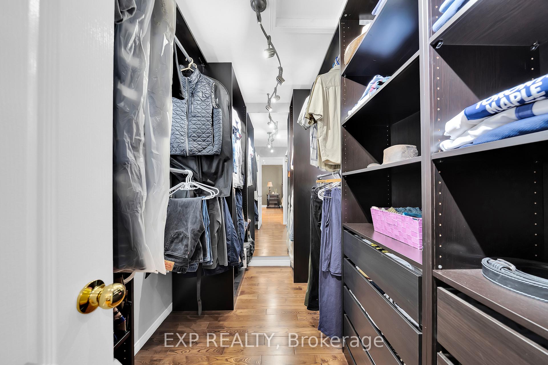 Photo 23 of 28 Ranchero Drive, Brampton, Fletcher's Meadow — HOMEH