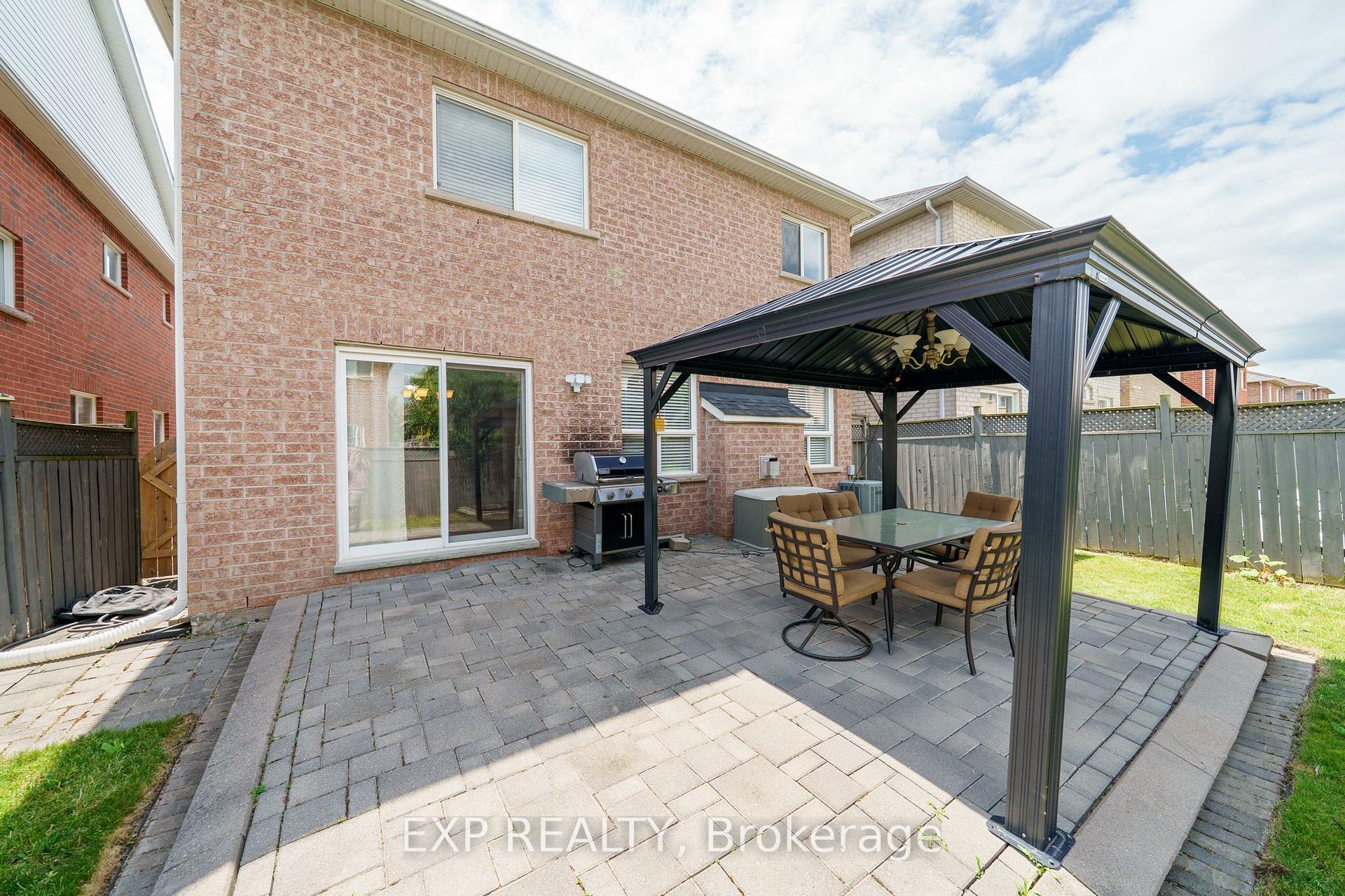 Photo 38 of 28 Ranchero Drive, Brampton, Fletcher's Meadow — HOMEH