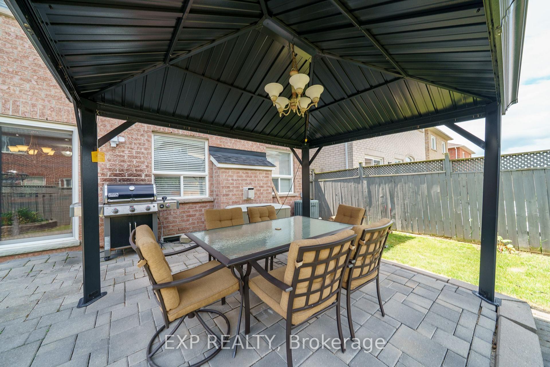 Photo 39 of 28 Ranchero Drive, Brampton, Fletcher's Meadow — HOMEH