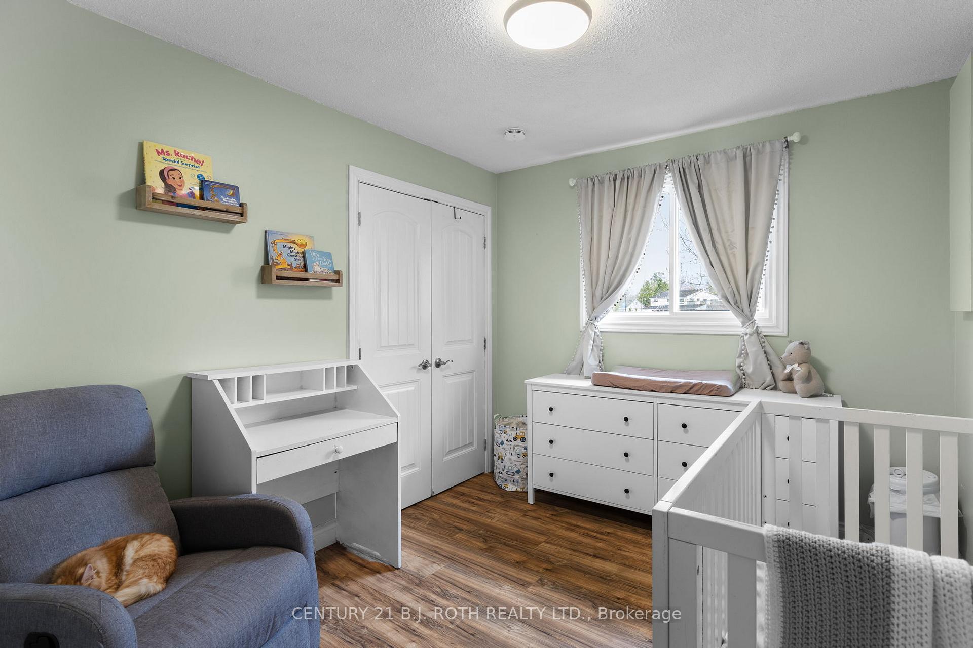 Photo 16 of 43 Elm Drive, Wasaga Beach — HOMEH