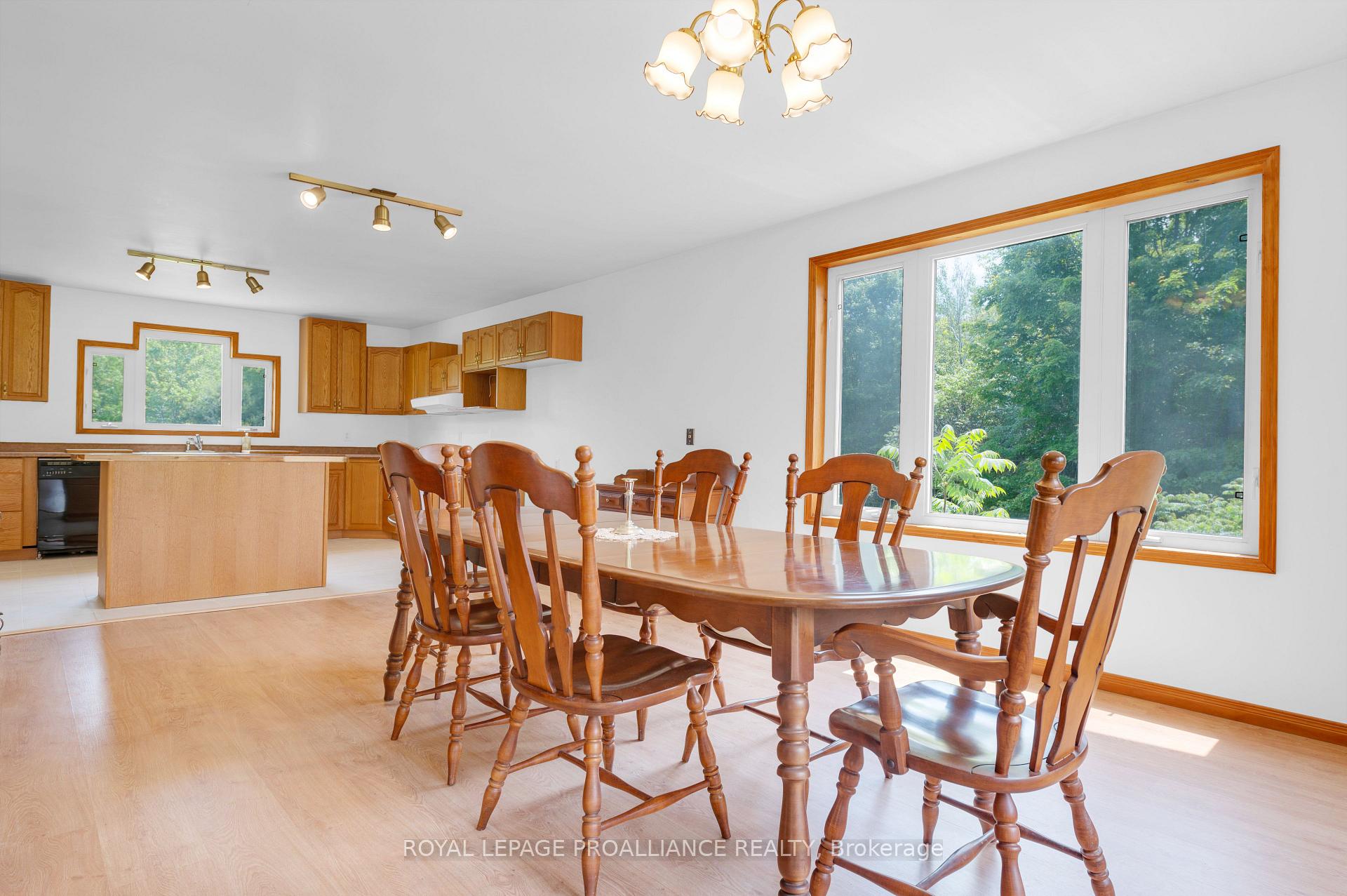 Photo 5 of 123 Addington Road 4, Frontenac, Frontenac North — HOMEH