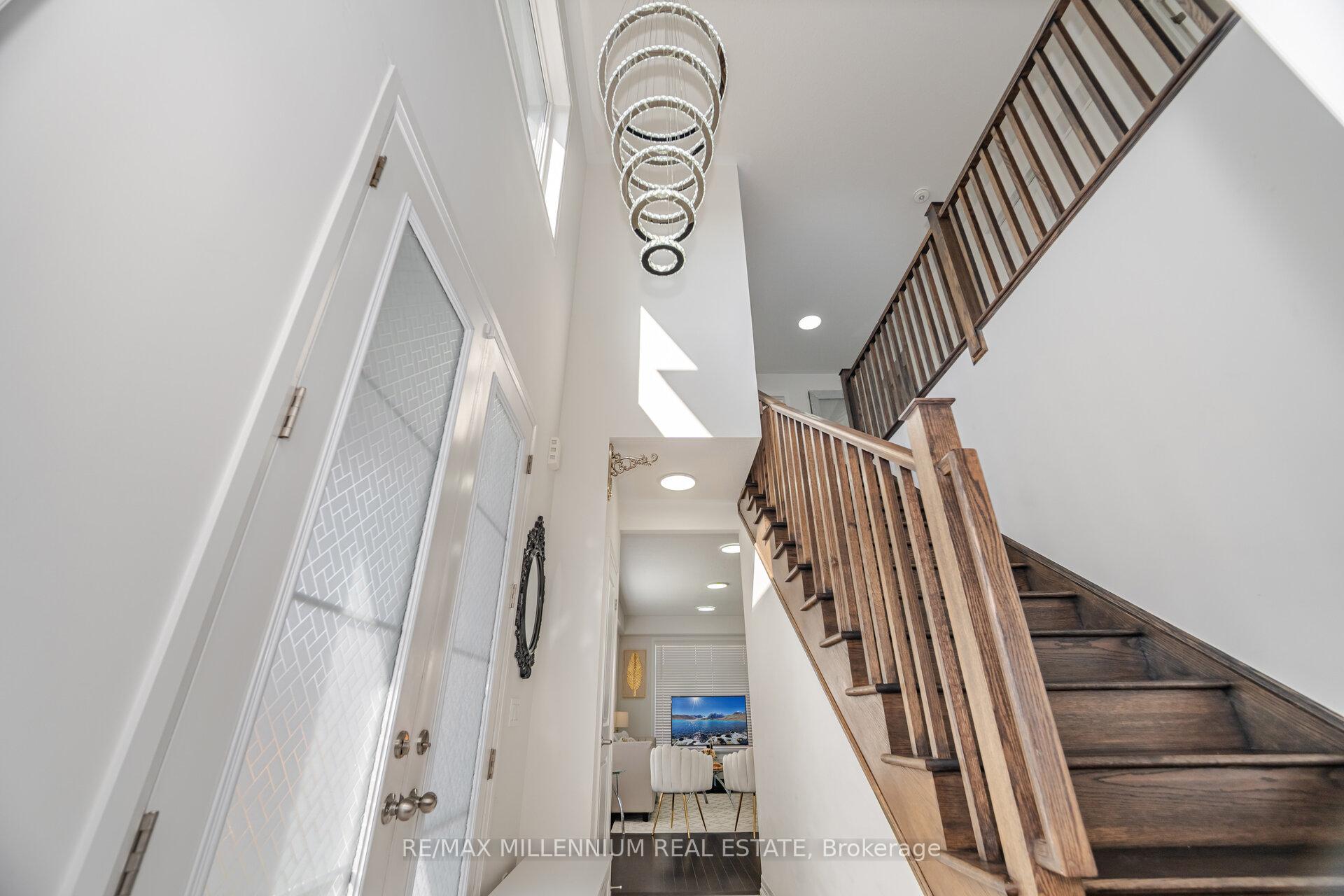 Photo 8 of 96 Yale Drive, Hamilton, Mount Hope — HOMEH