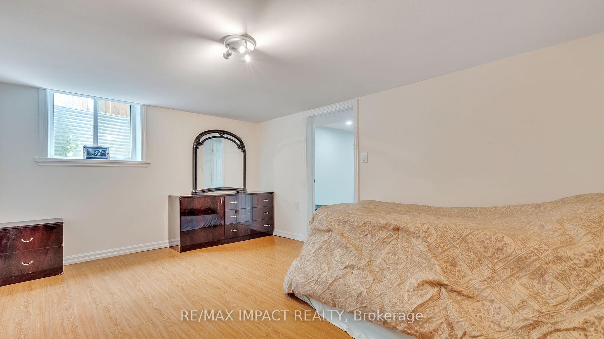 Photo 32 of 1247 Andover Drive, Oshawa, Eastdale — HOMEH