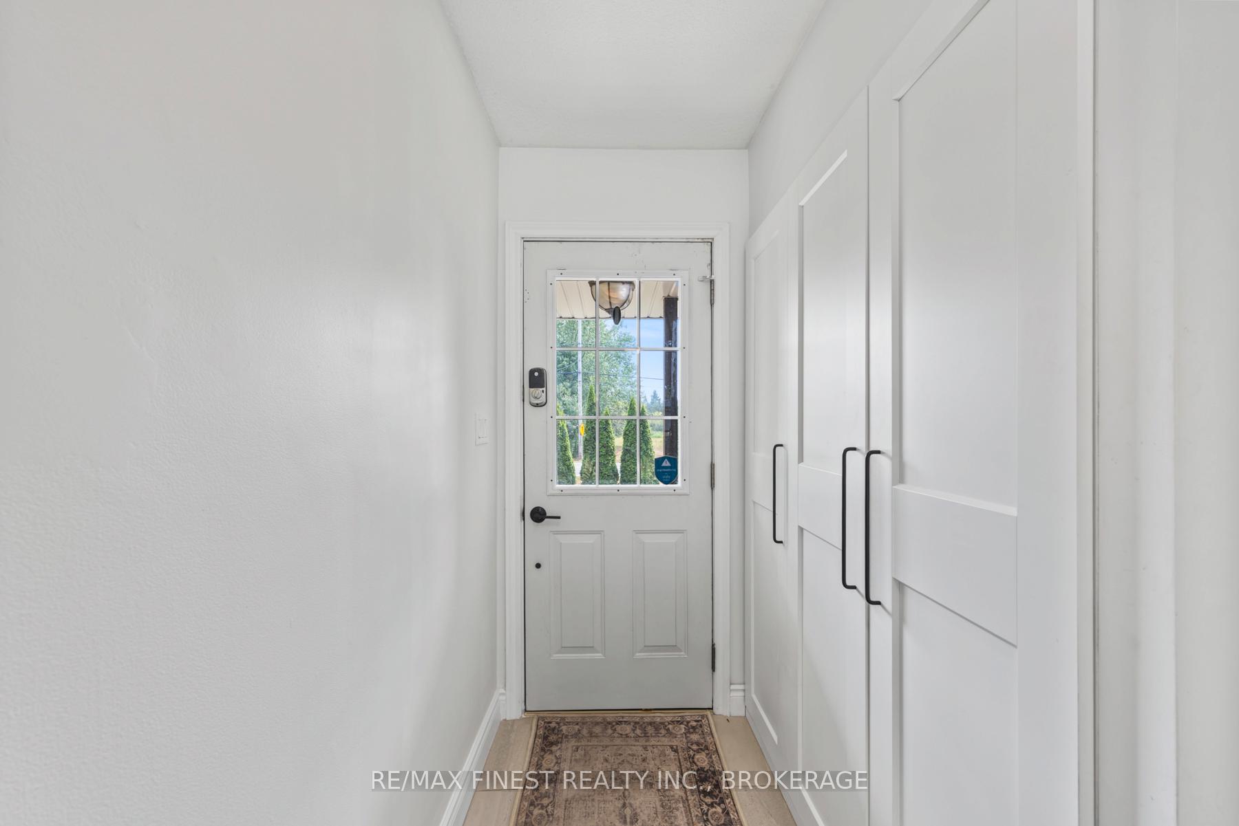 Photo 3 of 2090 Burbrook Road, Kingston, City North of 401 — HOMEH