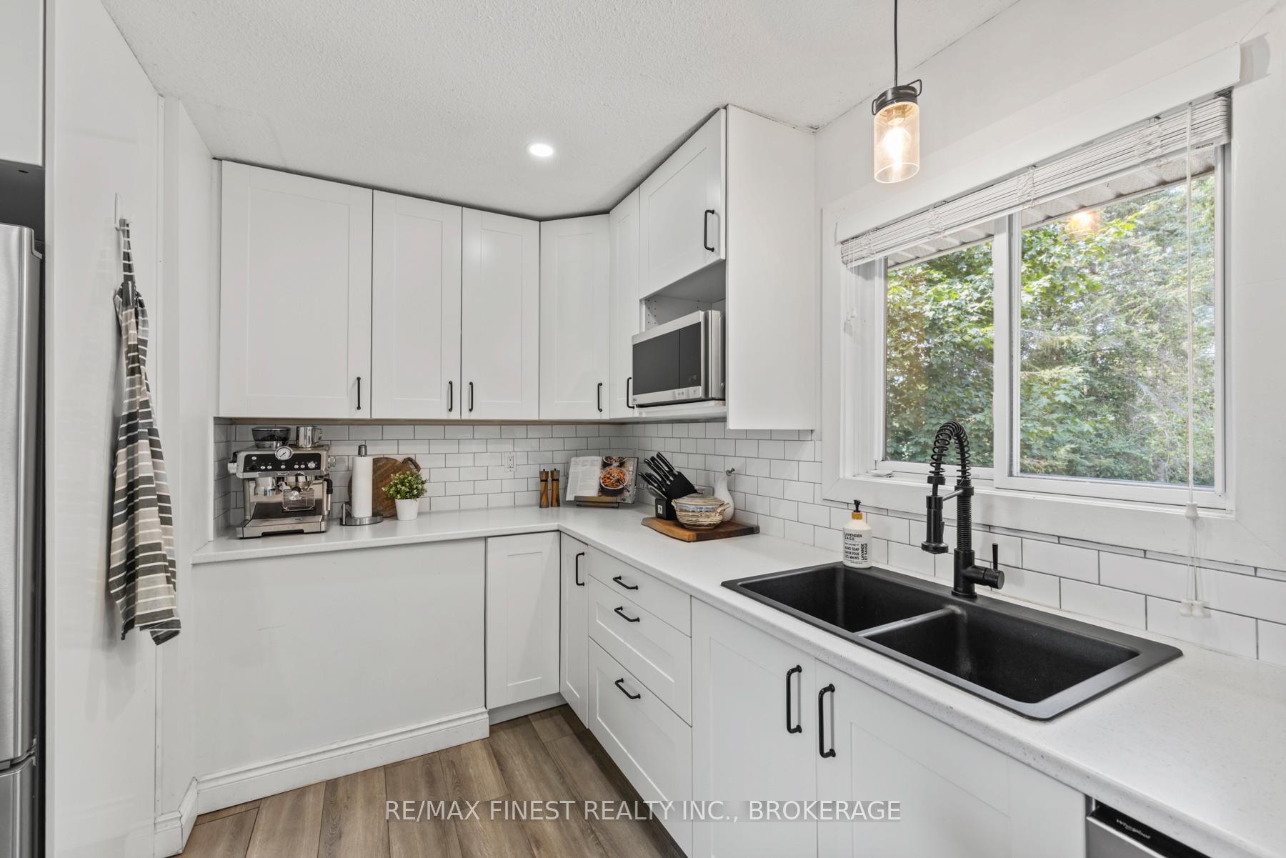 Photo 15 of 2090 Burbrook Road, Kingston, City North of 401 — HOMEH