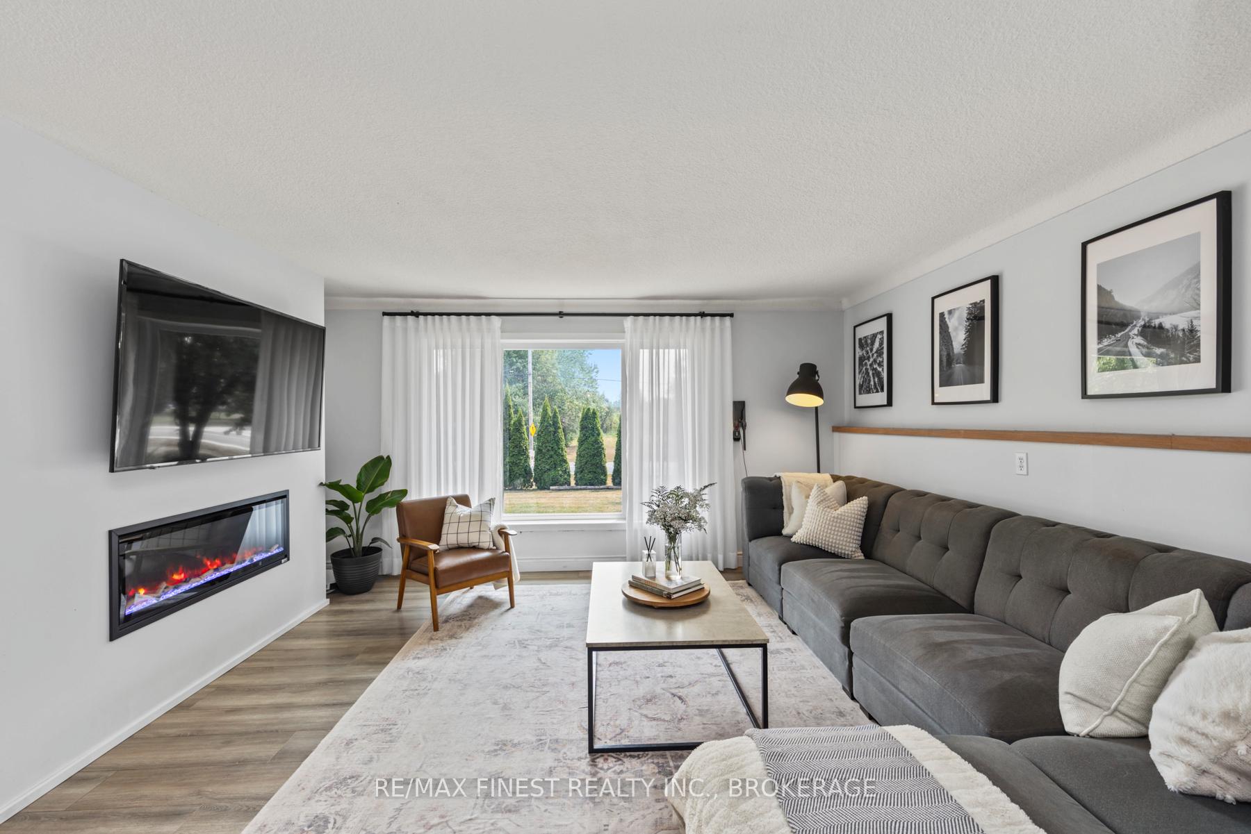 Photo 13 of 2090 Burbrook Road, Kingston, City North of 401 — HOMEH