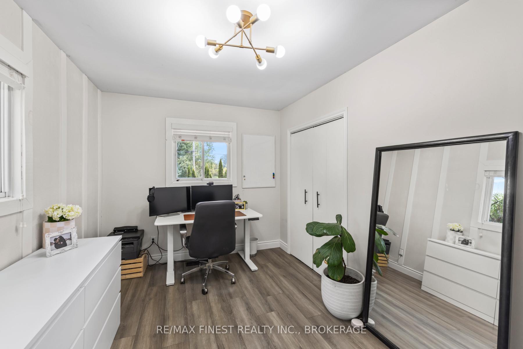 Photo 9 of 2090 Burbrook Road, Kingston, City North of 401 — HOMEH