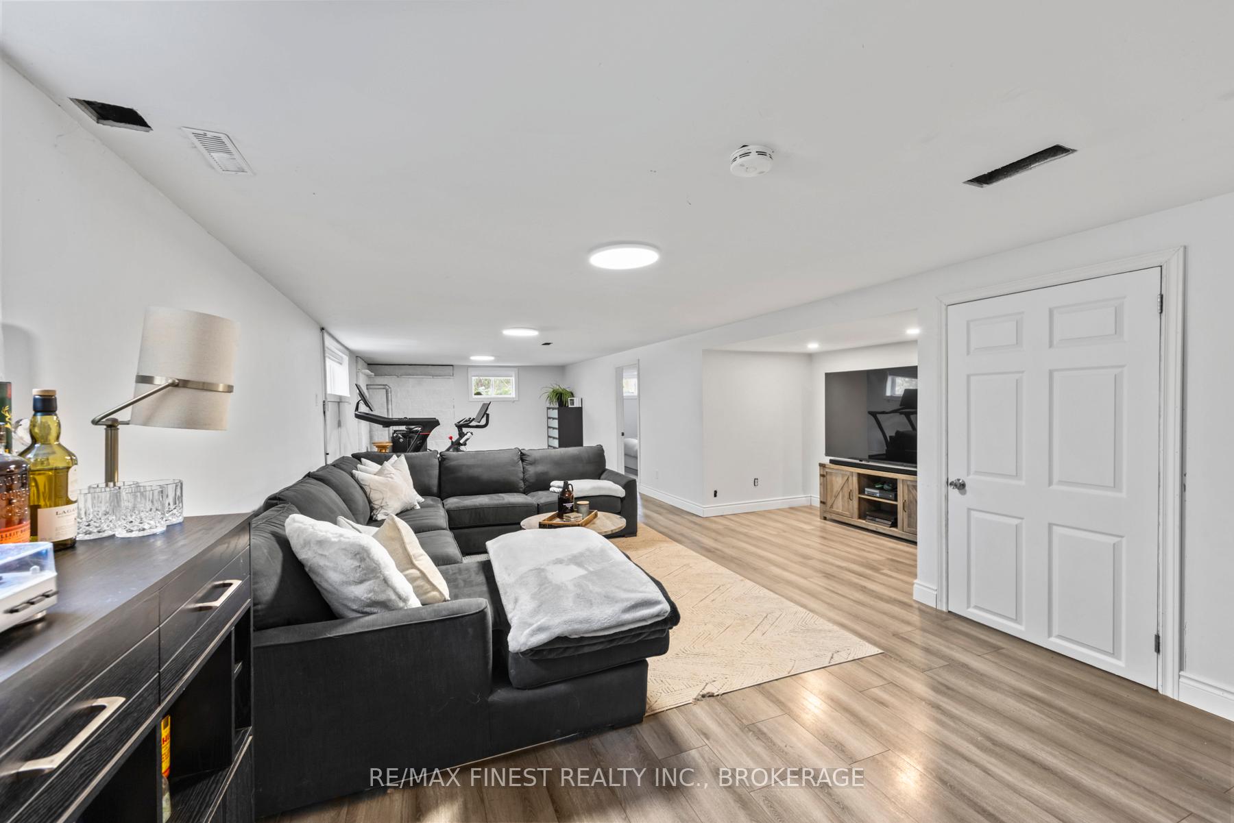 Photo 28 of 2090 Burbrook Road, Kingston, City North of 401 — HOMEH
