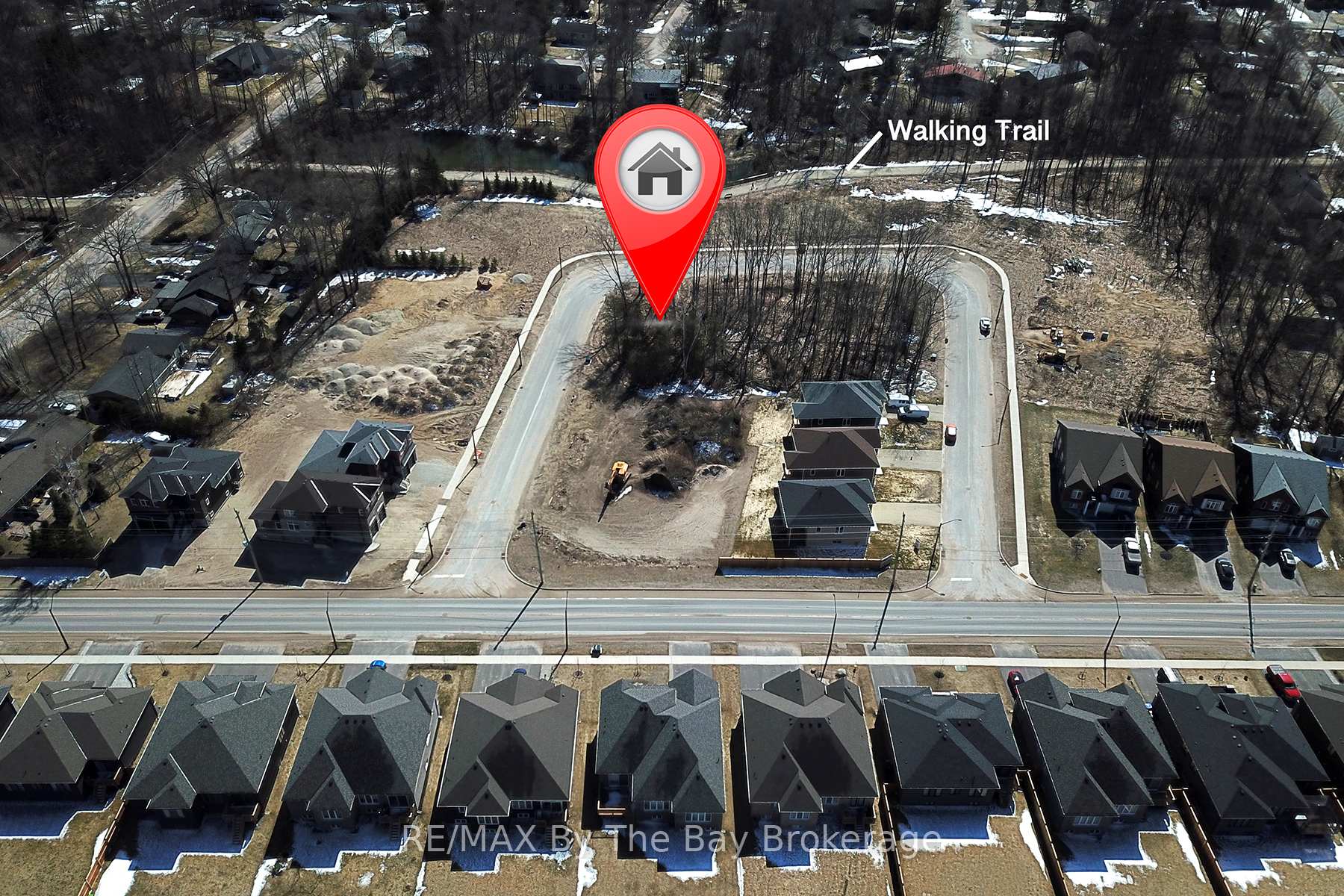 Photo 7 of 34 Joanne Crescent, Wasaga Beach — HOMEH