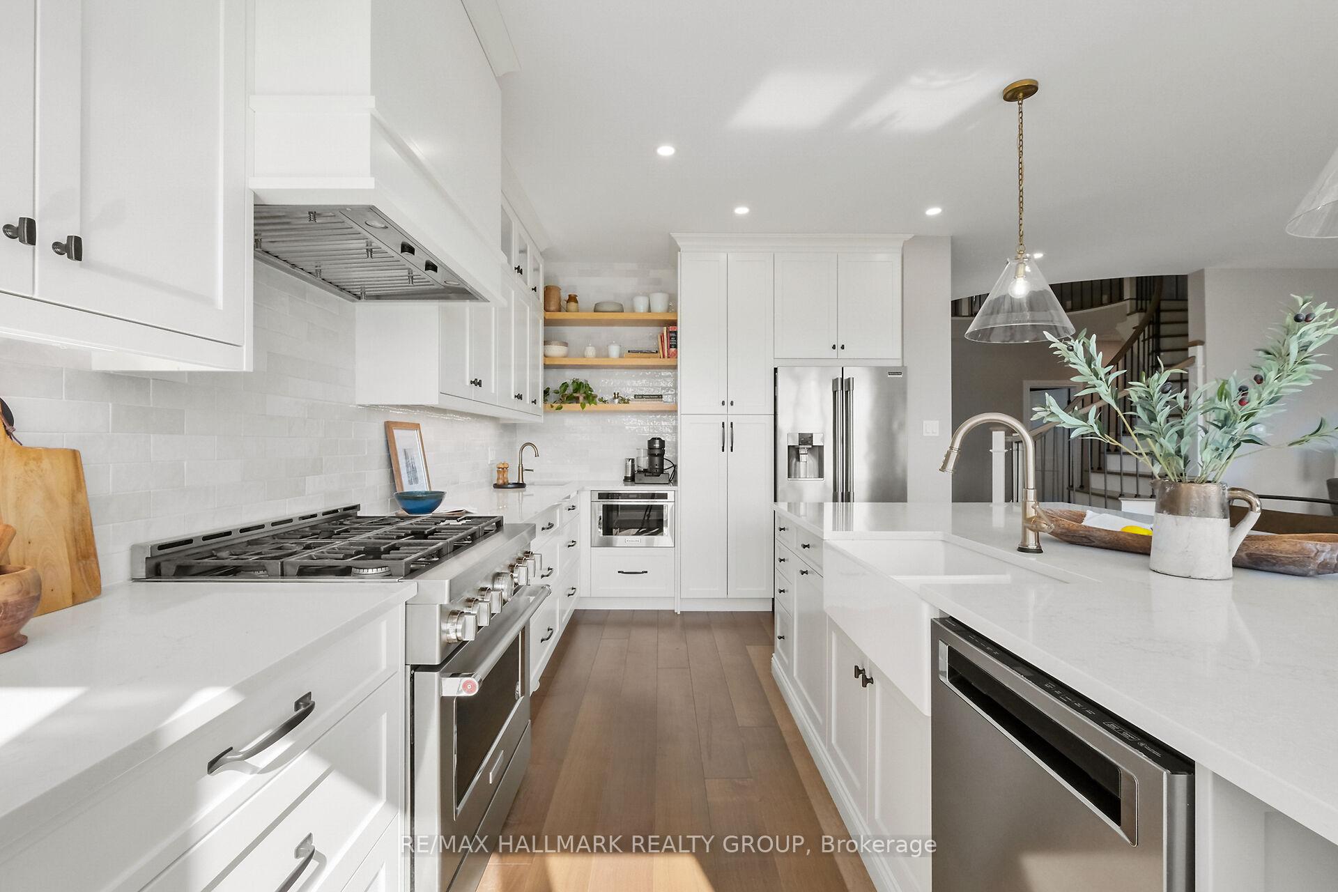 Photo 17 of 444 Frank Cauley Way, Ottawa, Avalon East — HOMEH