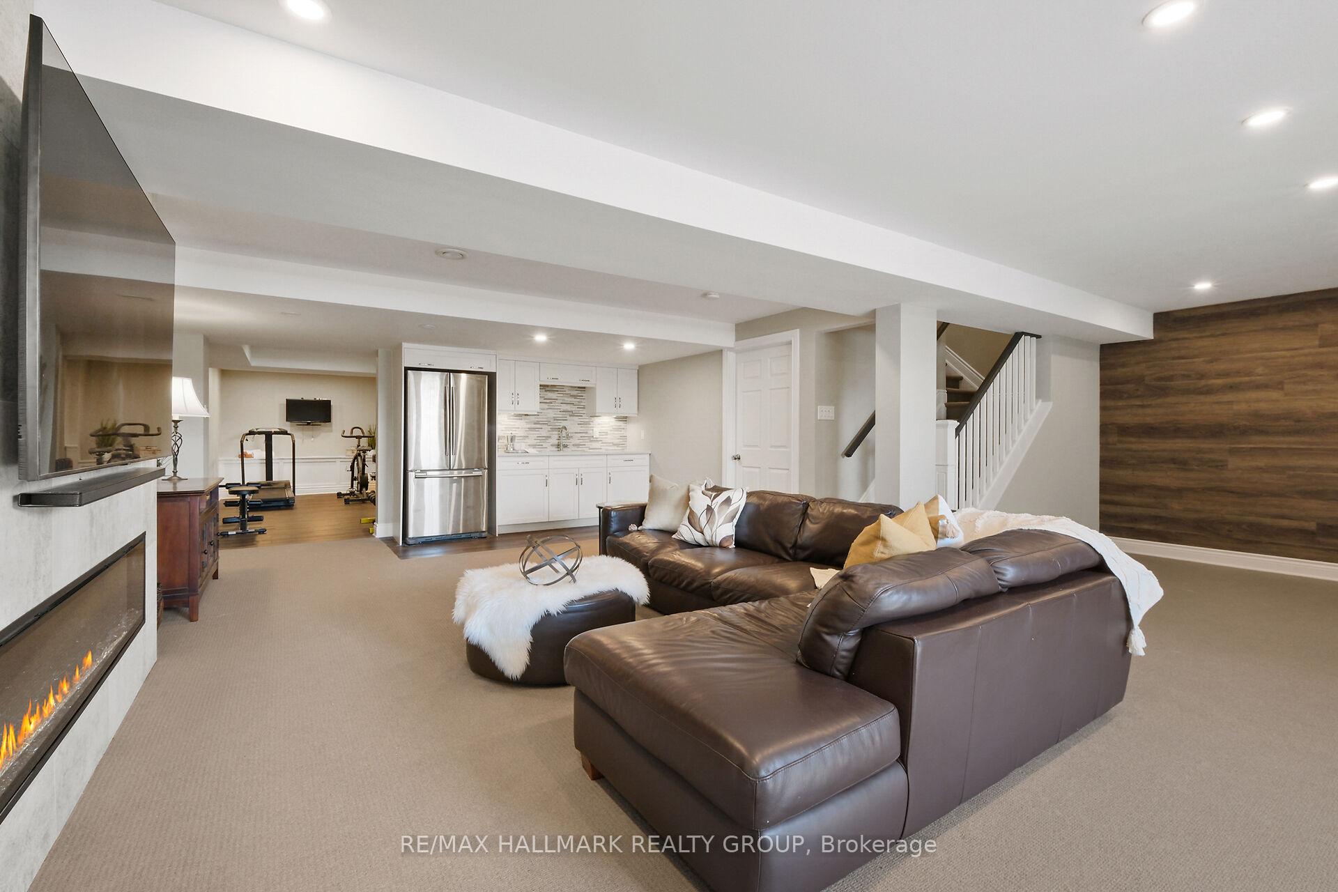 Photo 33 of 444 Frank Cauley Way, Ottawa, Avalon East — HOMEH