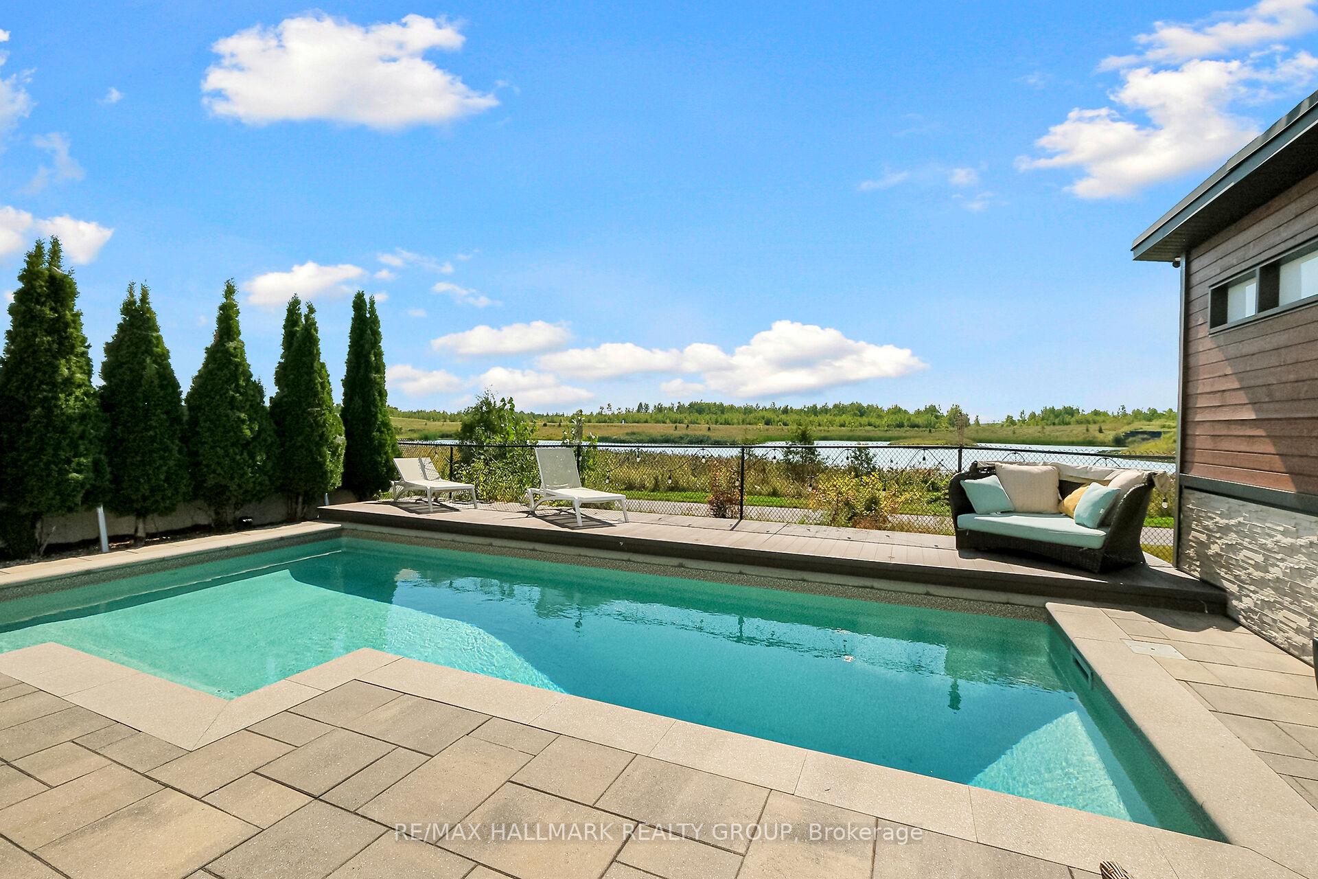 Photo 40 of 444 Frank Cauley Way, Ottawa, Avalon East — HOMEH