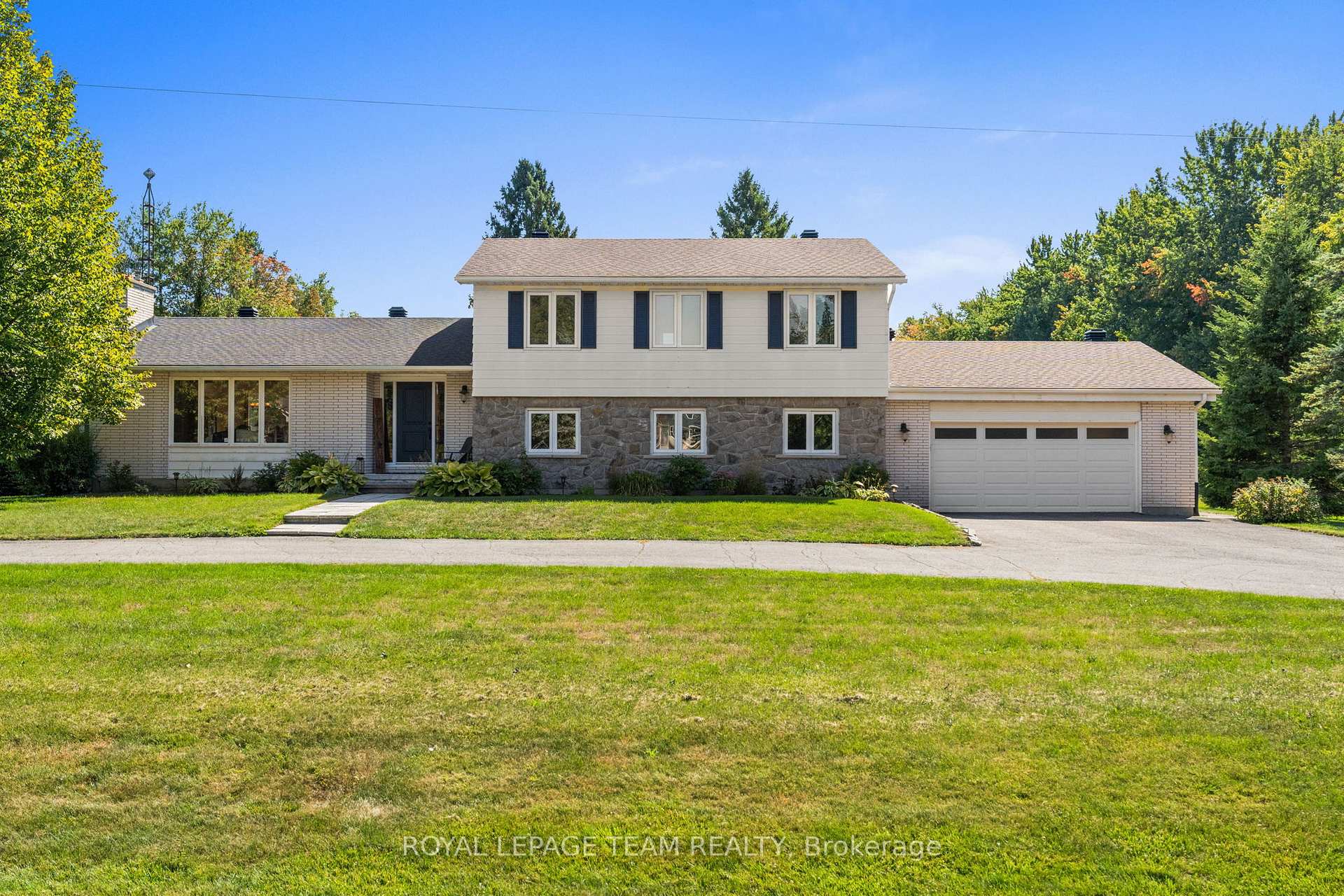 Photo 7 of 1640 Century Road E, Ottawa, Manotick South to Roger Stevens — HOMEH