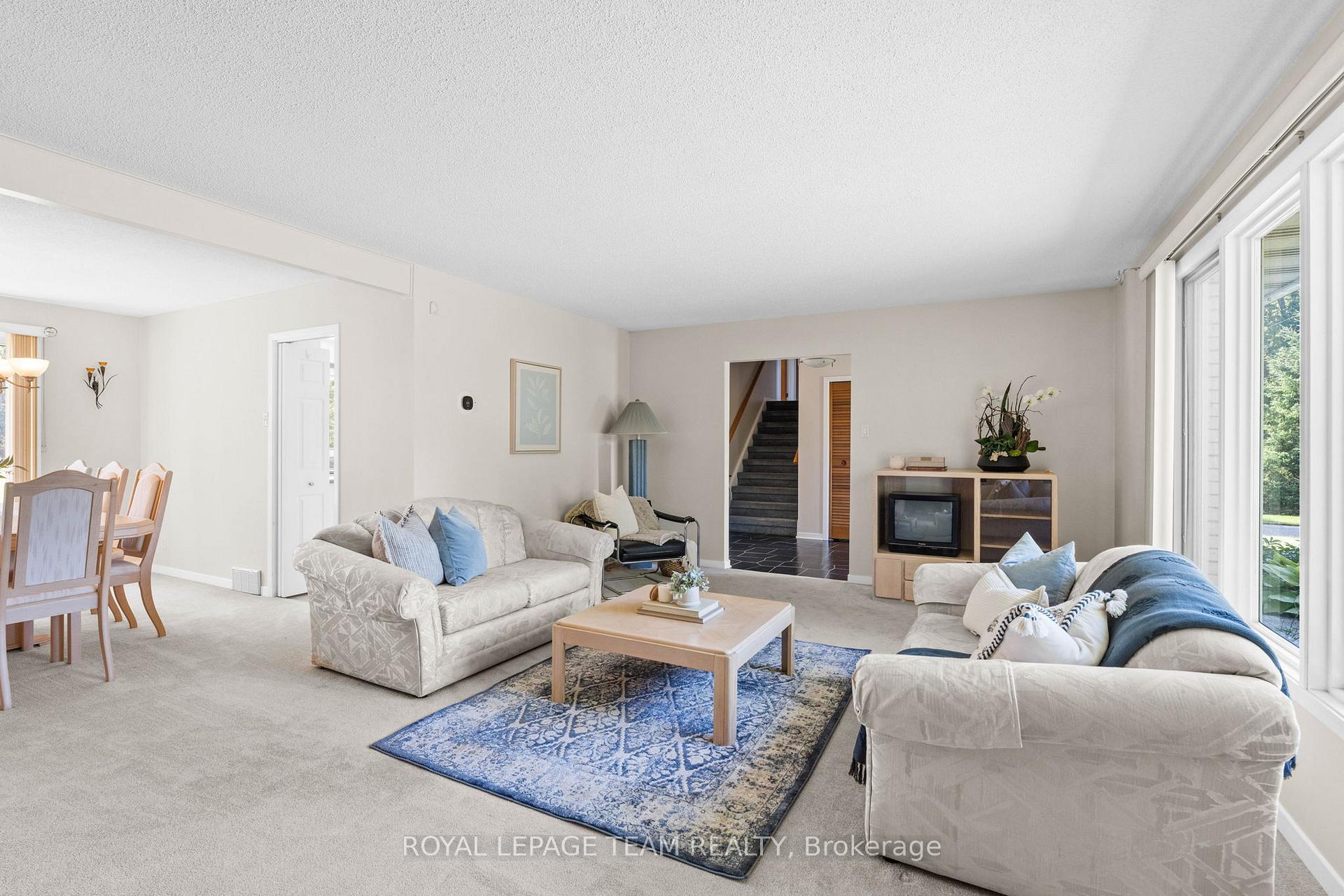 Photo 2 of 1640 Century Road E, Ottawa, Manotick South to Roger Stevens — HOMEH