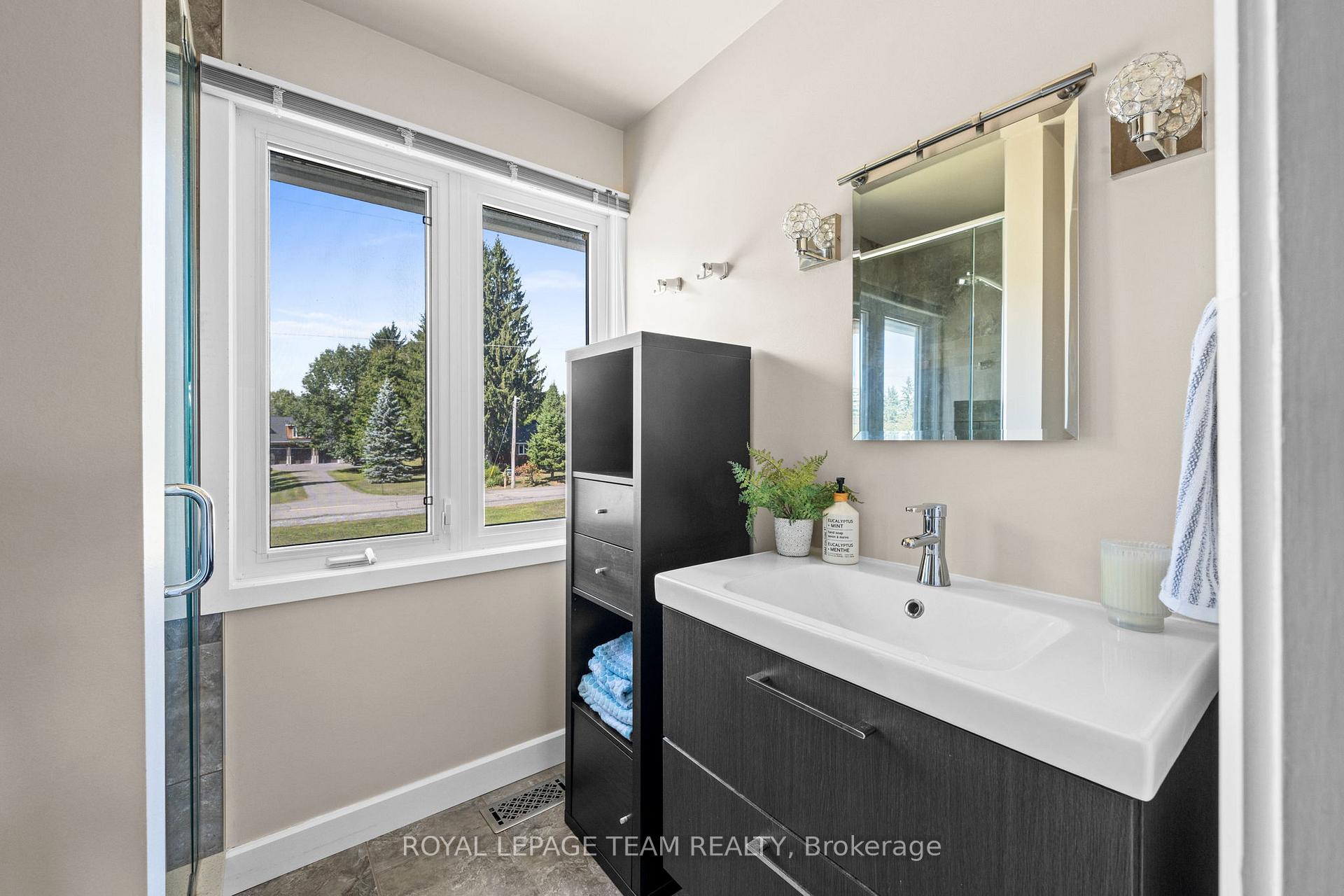 Photo 30 of 1640 Century Road E, Ottawa, Manotick South to Roger Stevens — HOMEH