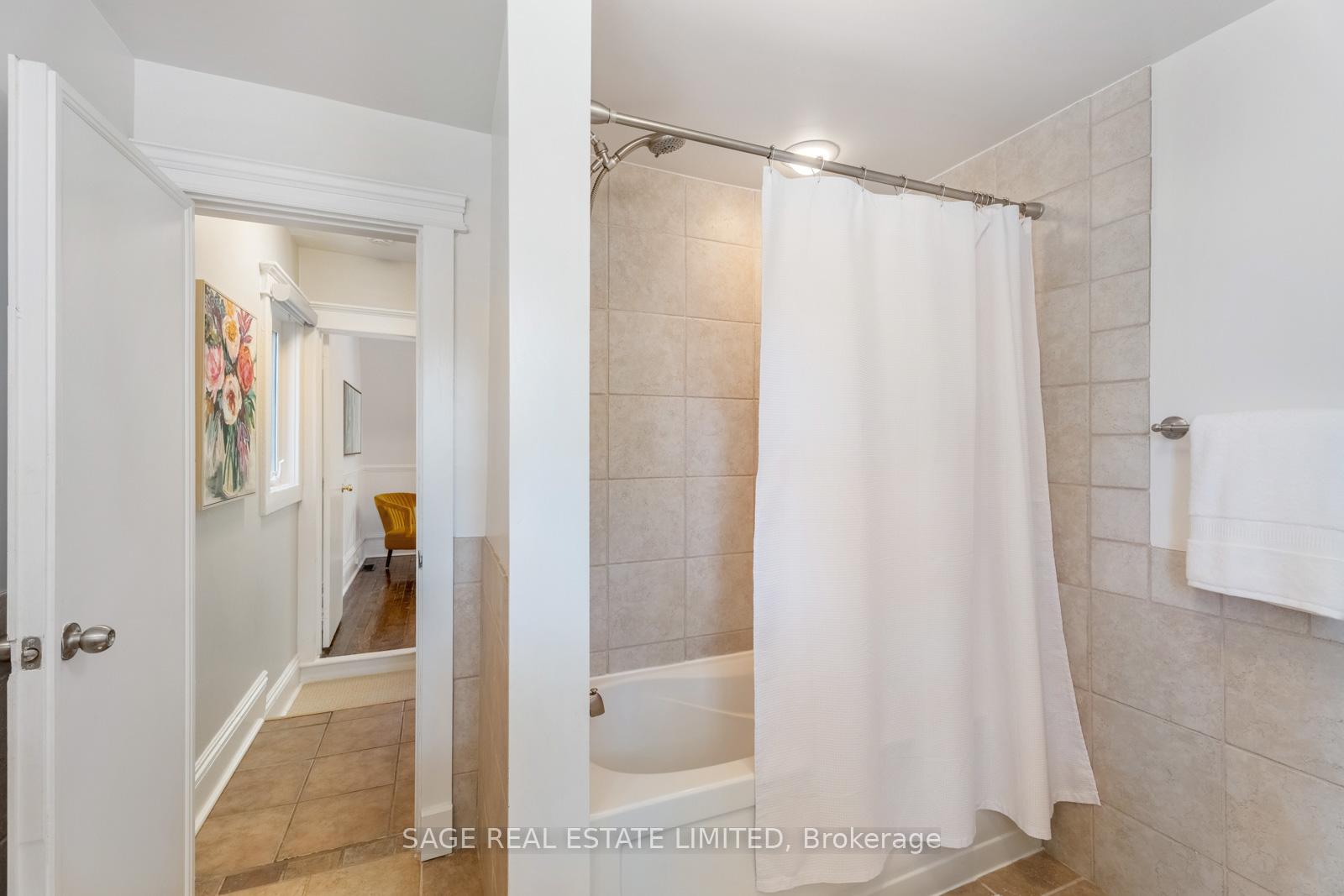 Photo 19 of 53 Dearbourne Avenue, Toronto, North Riverdale — HOMEH