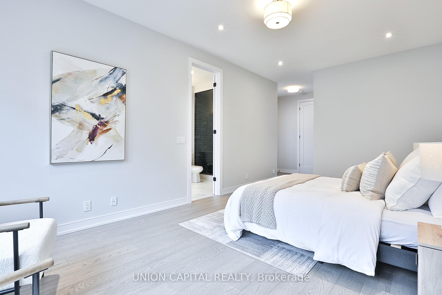 Photo 35 of 9 Kohn Lane, Markham, Angus Glen — HOMEH