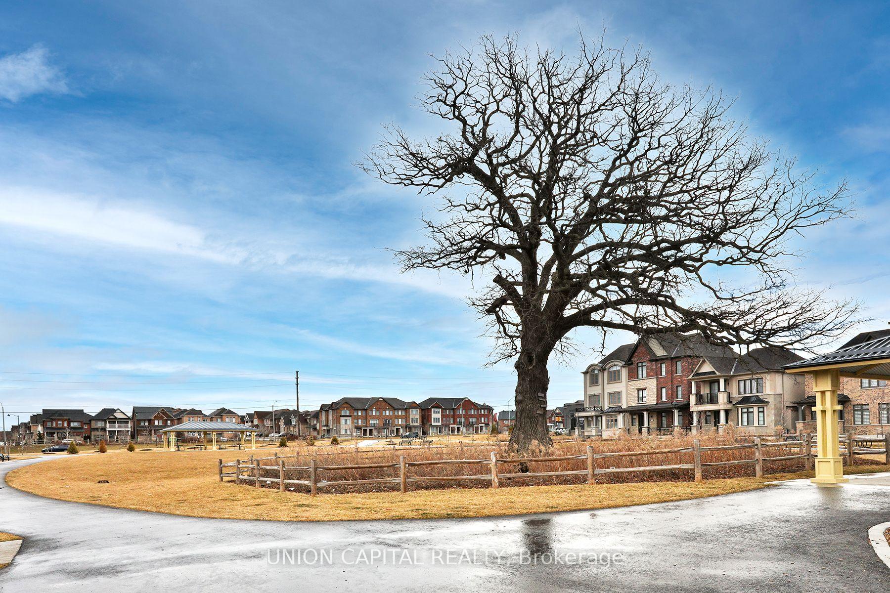 Photo 44 of 9 Kohn Lane, Markham, Angus Glen — HOMEH