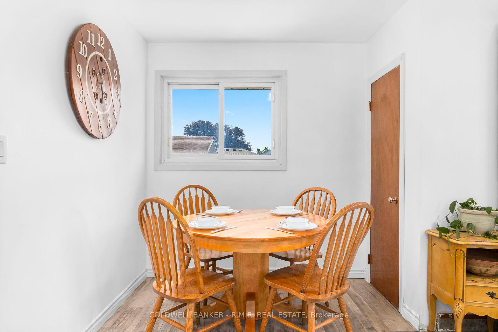 Photo 15 of 19 Parkway Crescent, Clarington, Bowmanville — HOMEH