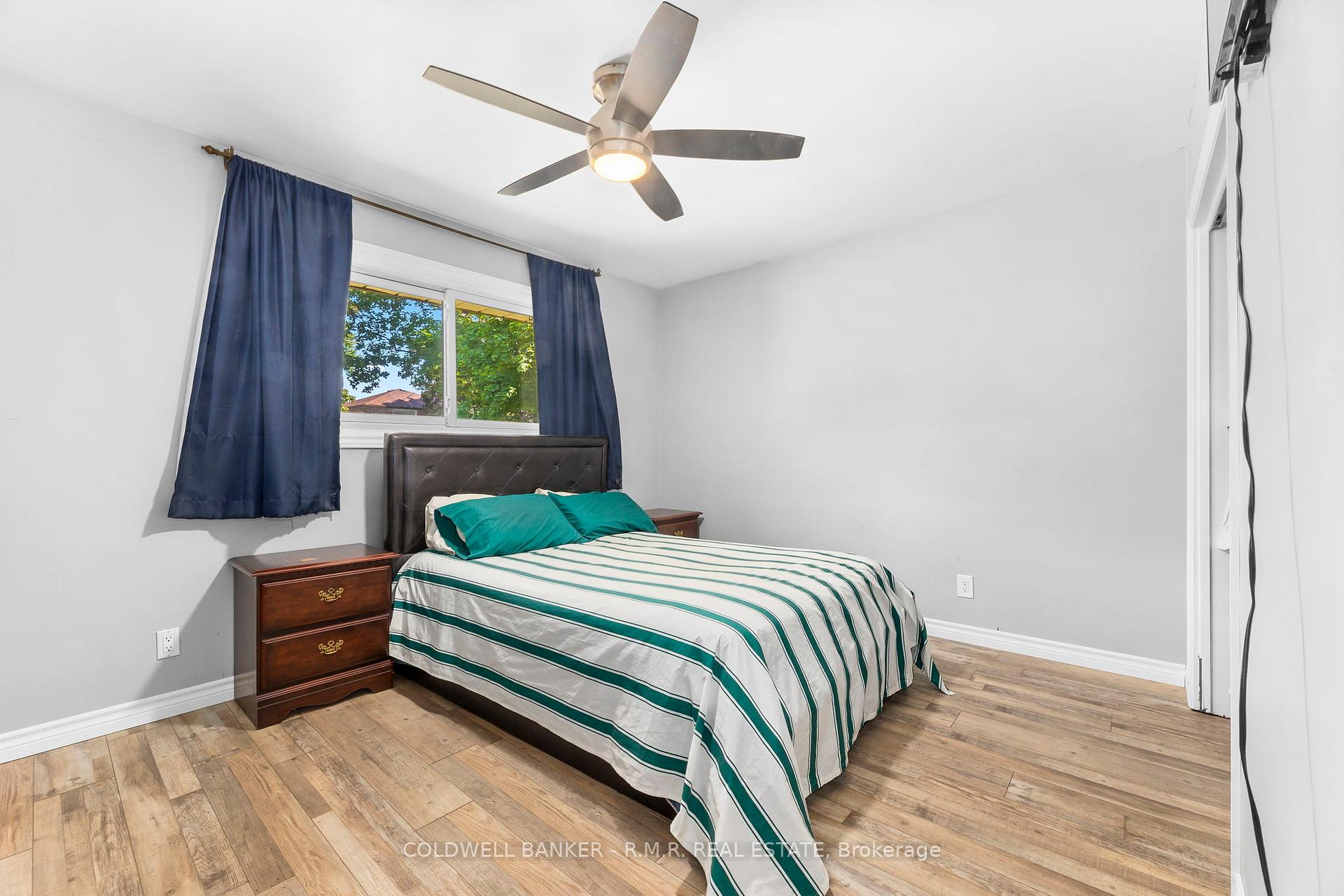 Photo 17 of 19 Parkway Crescent, Clarington, Bowmanville — HOMEH