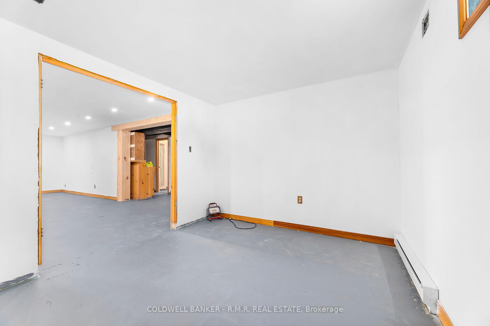 Photo 20 of 19 Parkway Crescent, Clarington, Bowmanville — HOMEH