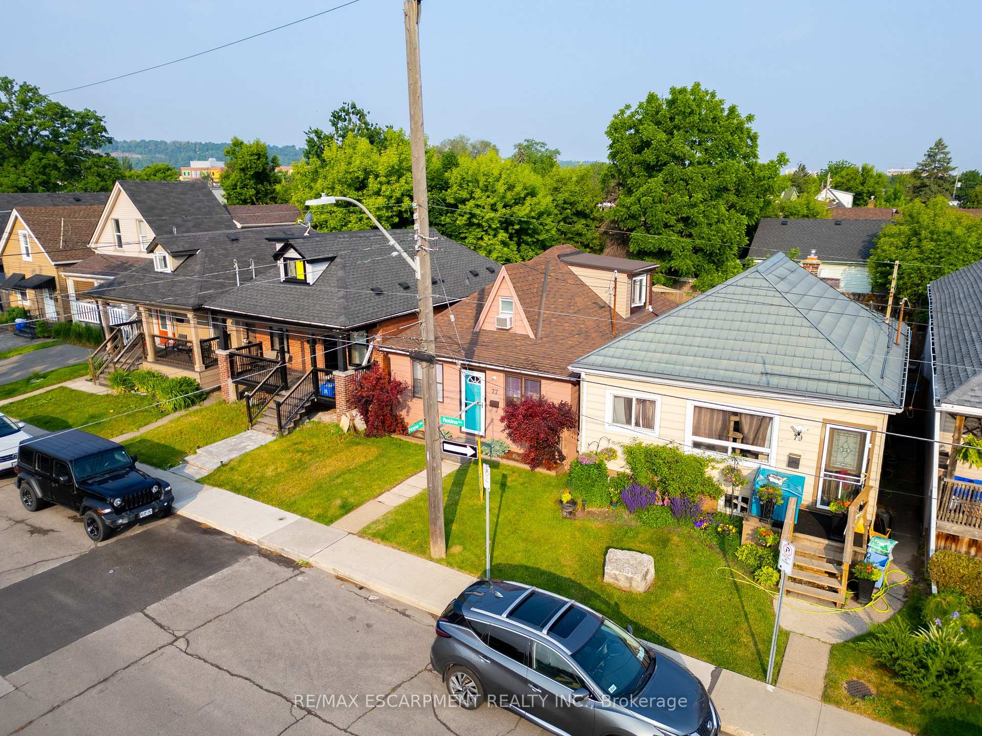Photo 27 of 77 Robins Avenue, Hamilton, Crown Point — HOMEH